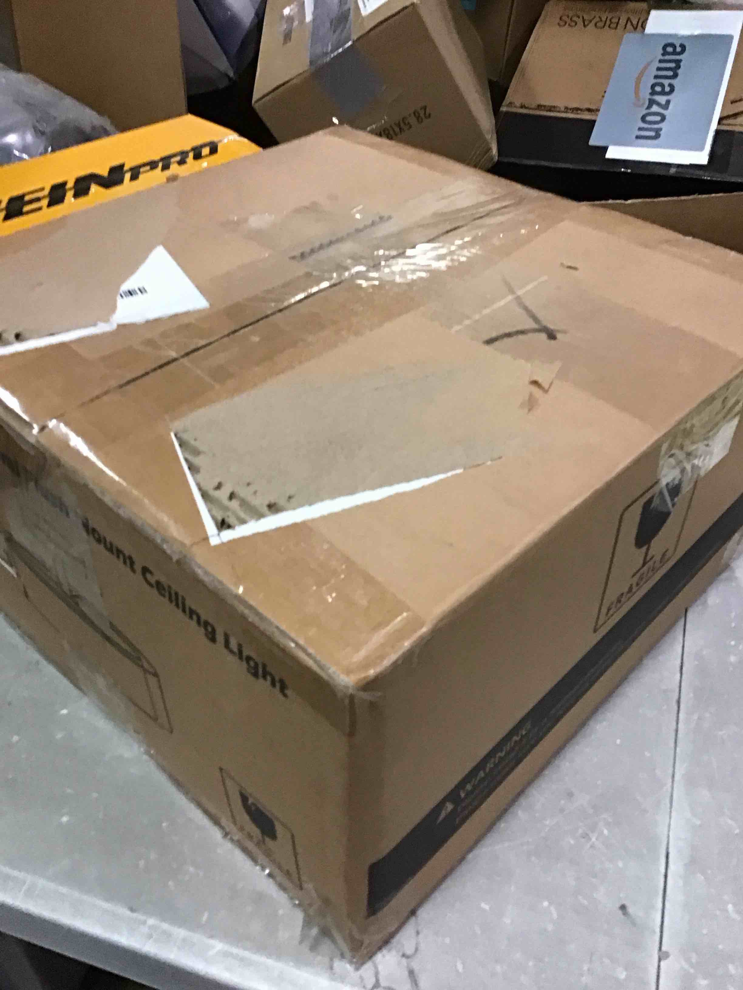 https://s3.amazonaws.com/lotting-images-prod/bidfta/GRN6861823_1721912855948.jpeg