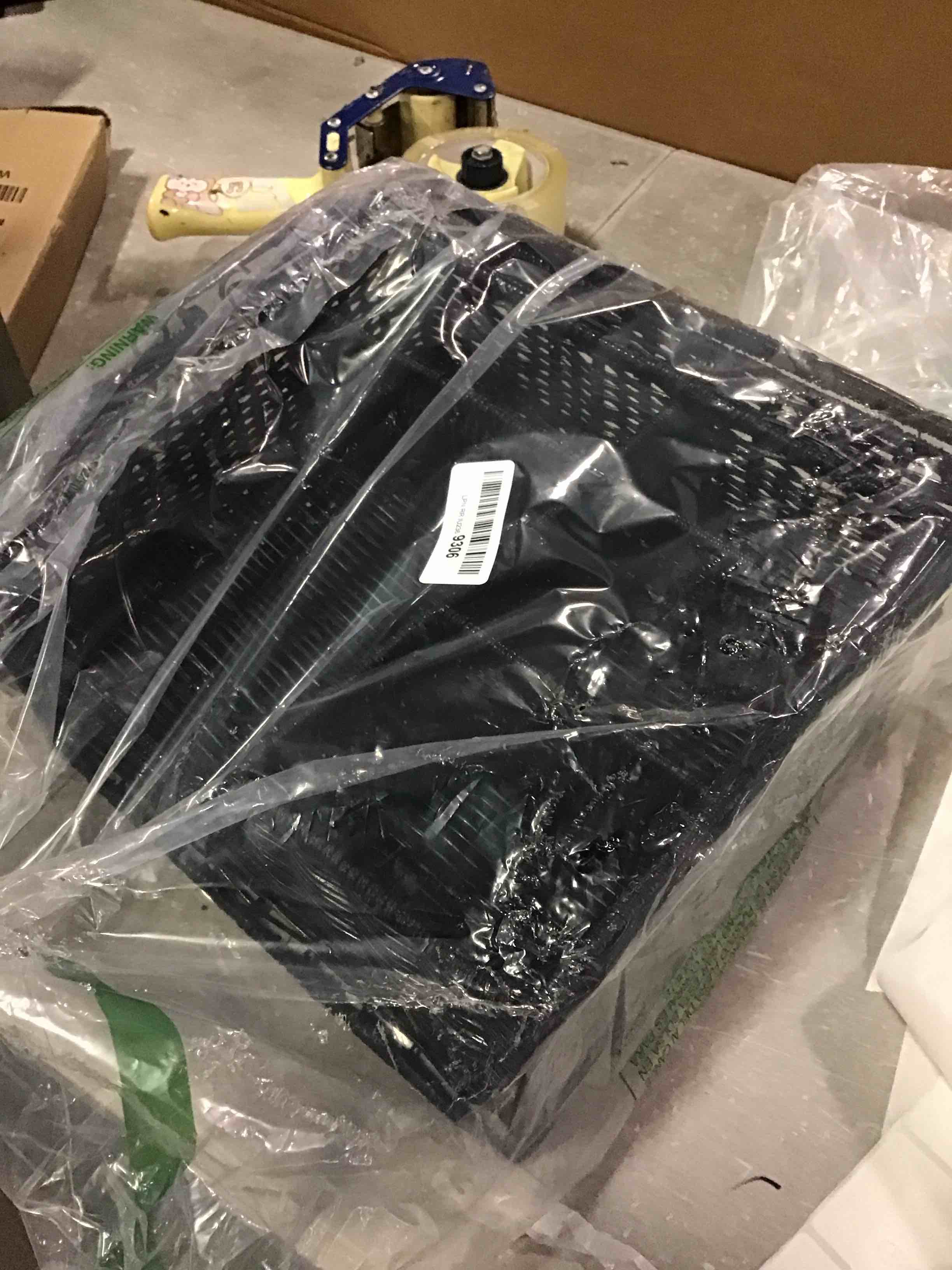 https://s3.amazonaws.com/lotting-images-prod/bidfta/GRN6861906_1721997969105.jpeg