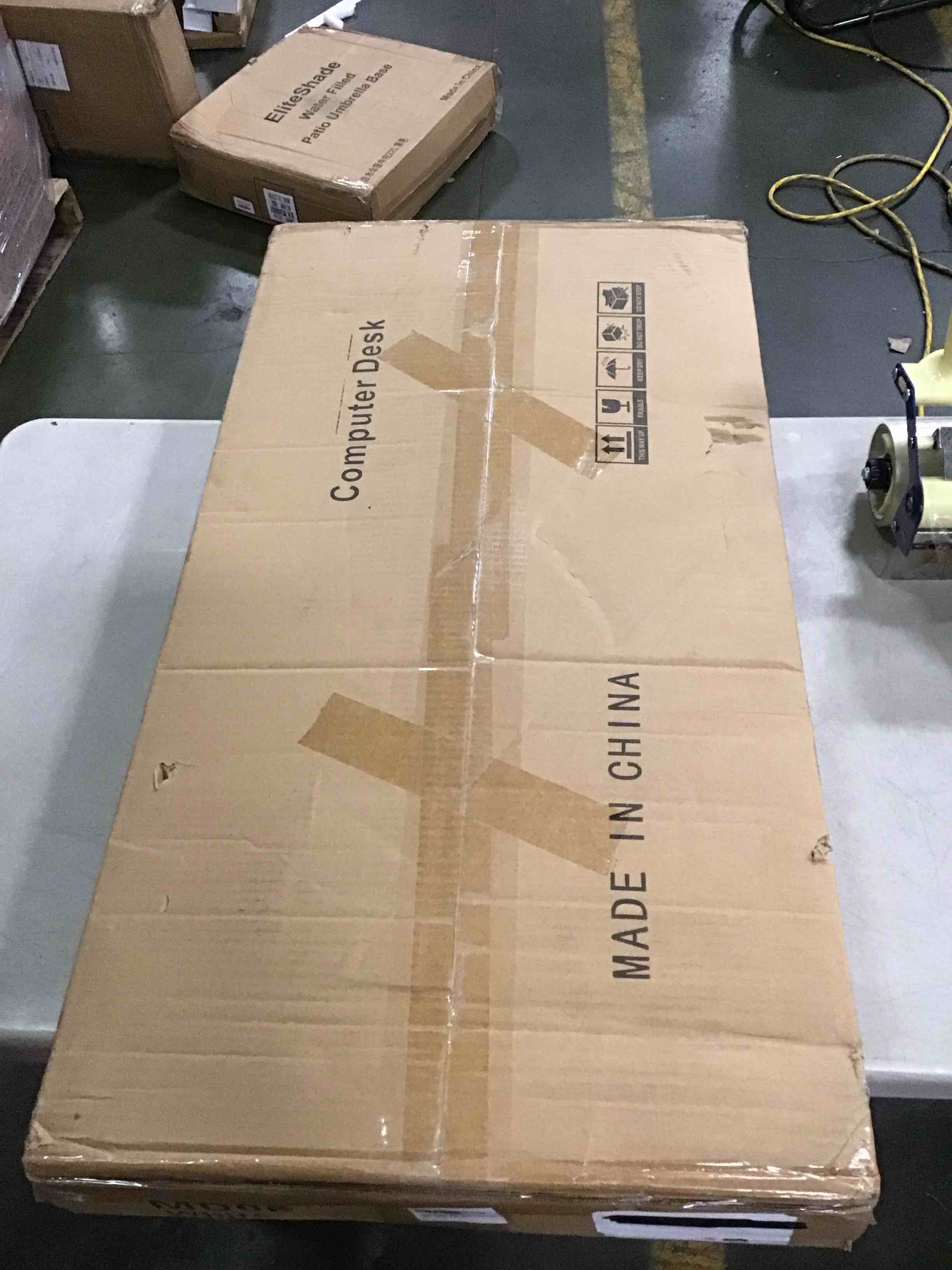 https://s3.amazonaws.com/lotting-images-prod/bidfta/GRN6863700_1723810315866.jpeg