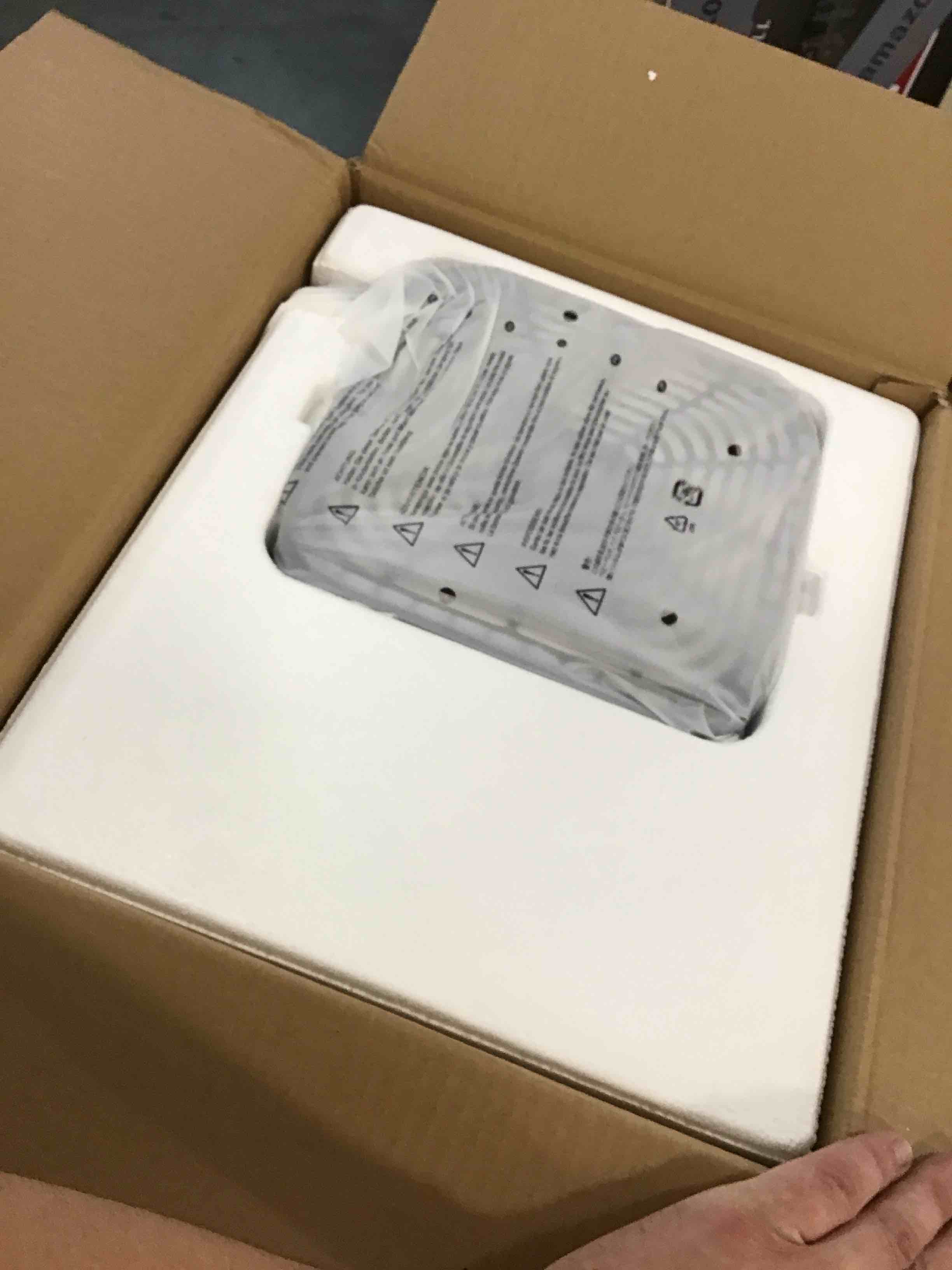 https://s3.amazonaws.com/lotting-images-prod/bidfta/GRN6863790_1723828218548.jpeg