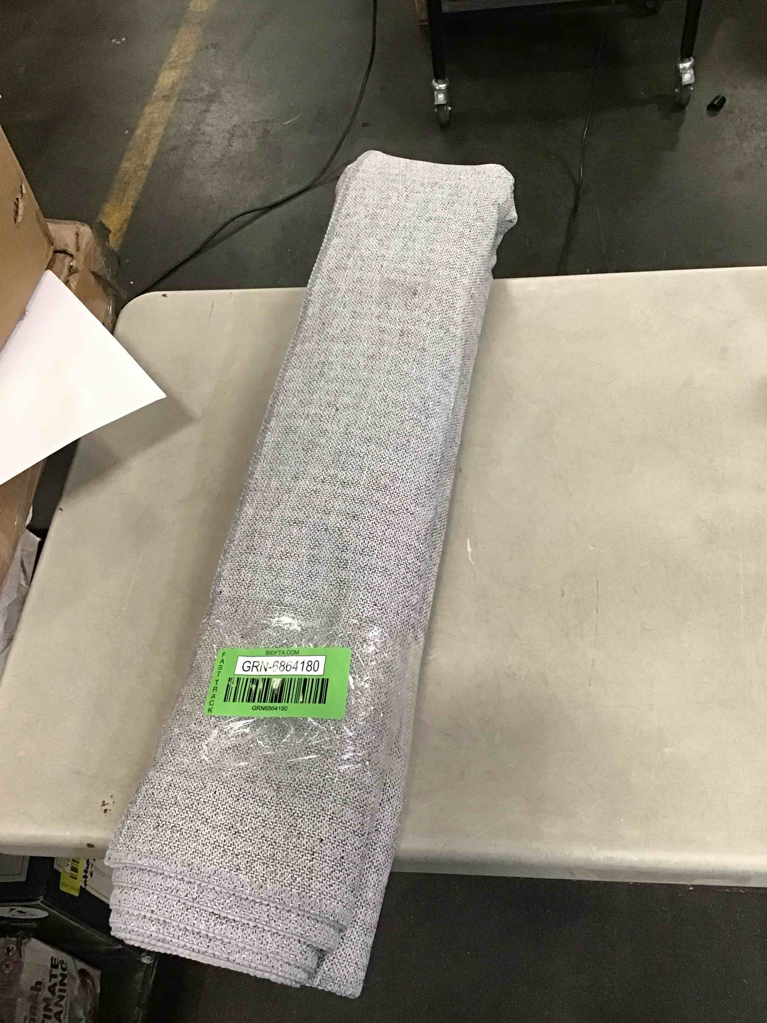 https://s3.amazonaws.com/lotting-images-prod/bidfta/GRN6864180_1724264946059.jpeg