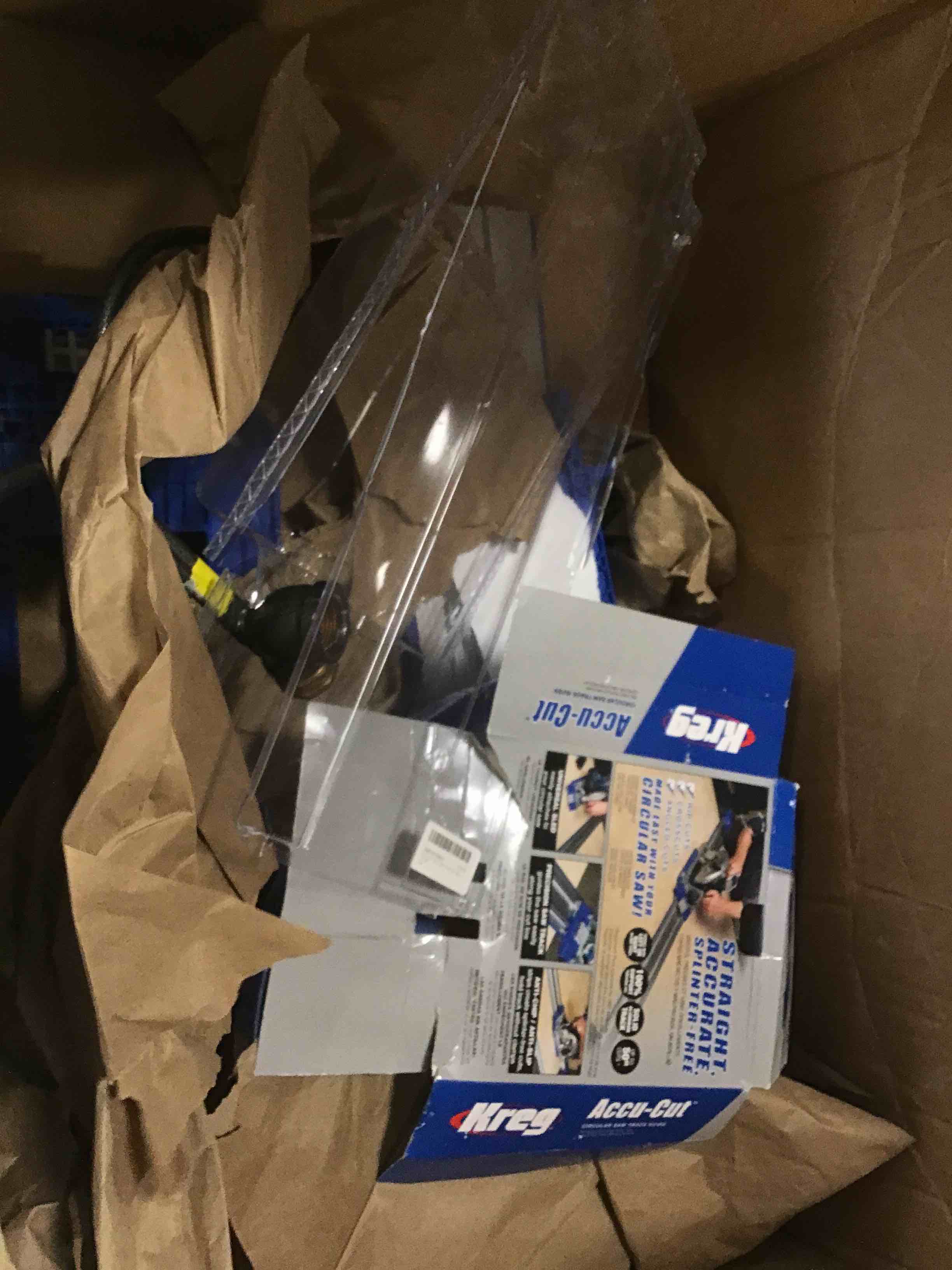 https://s3.amazonaws.com/lotting-images-prod/bidfta/GRN6864868_1721920406854.jpeg