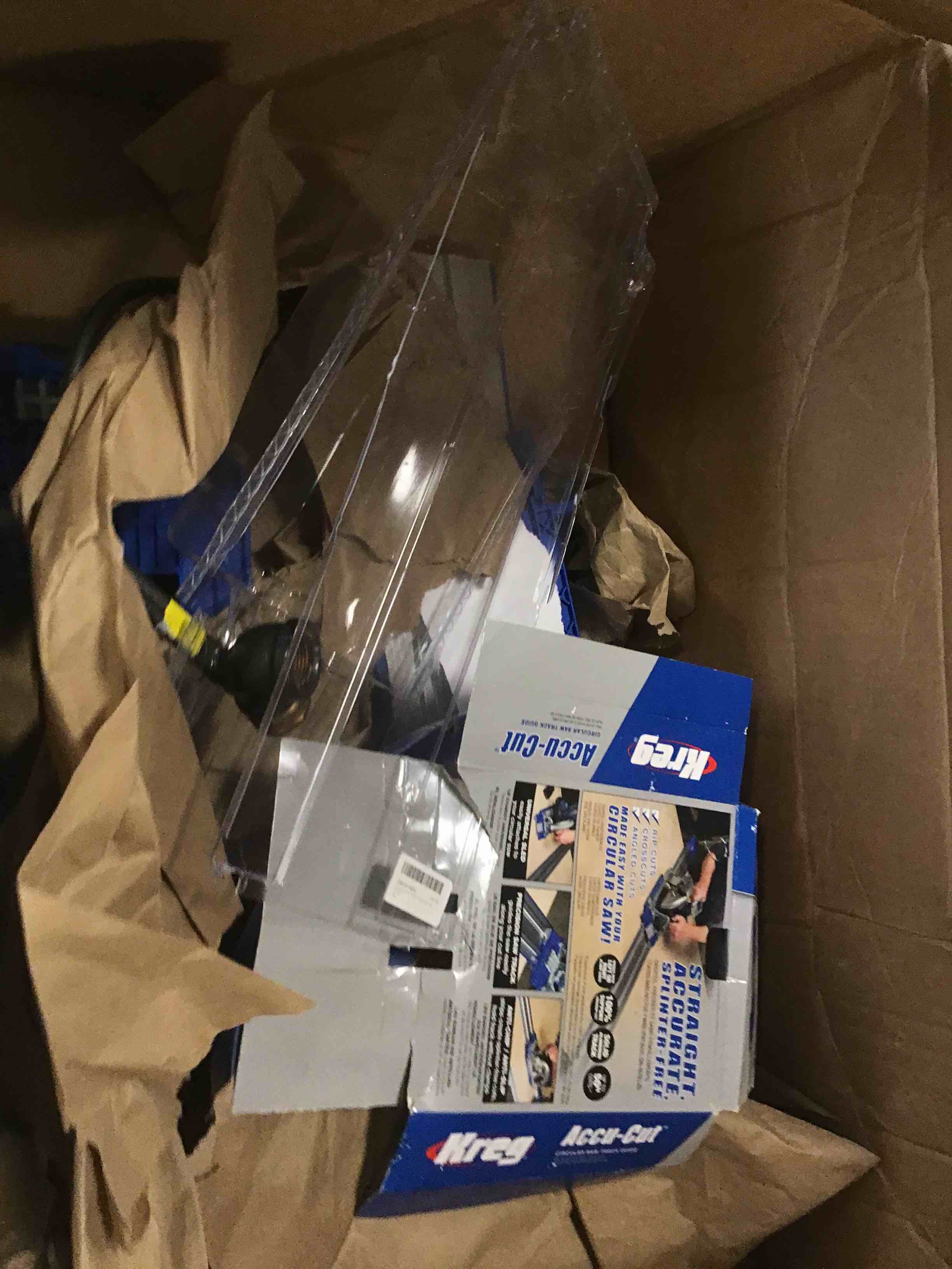 https://s3.amazonaws.com/lotting-images-prod/bidfta/GRN6864868_1721920407922.jpeg