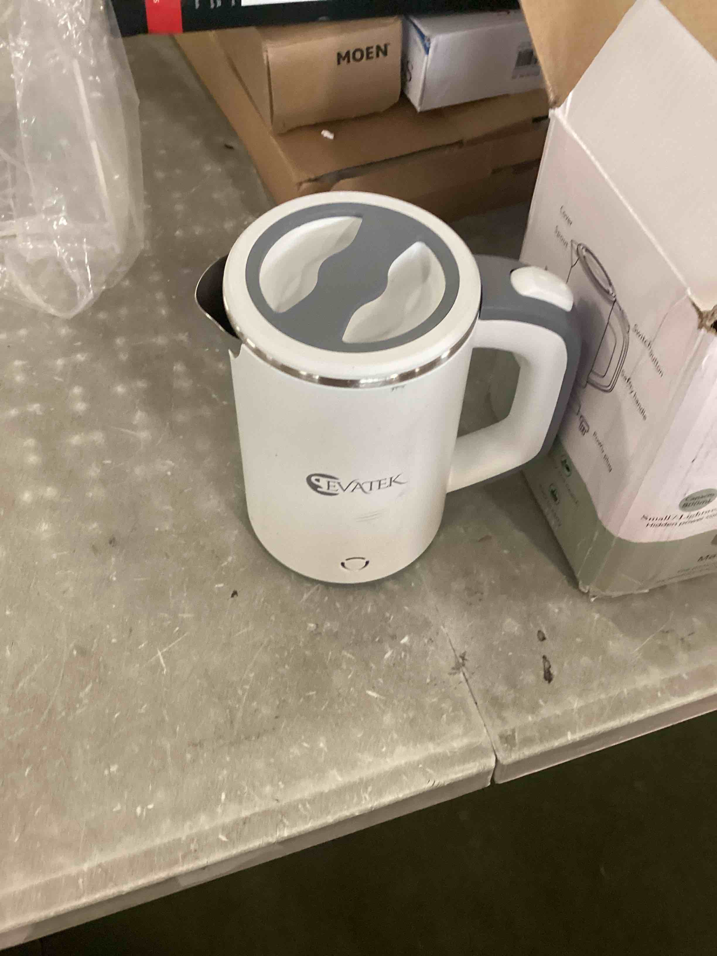 https://s3.amazonaws.com/lotting-images-prod/bidfta/GRN6866343_1721917209022.jpeg