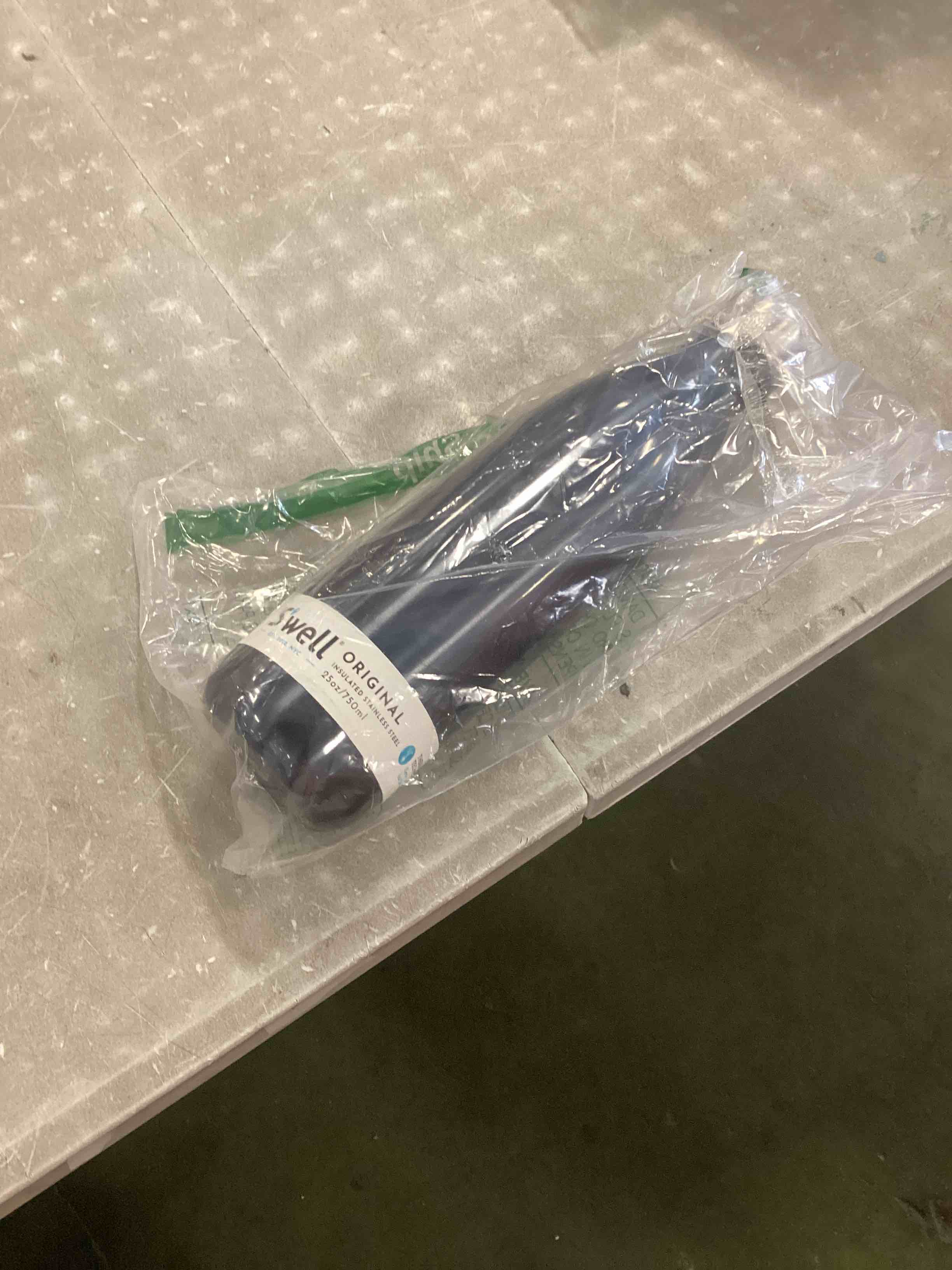 https://s3.amazonaws.com/lotting-images-prod/bidfta/GRN6866476_1721932059929.jpeg