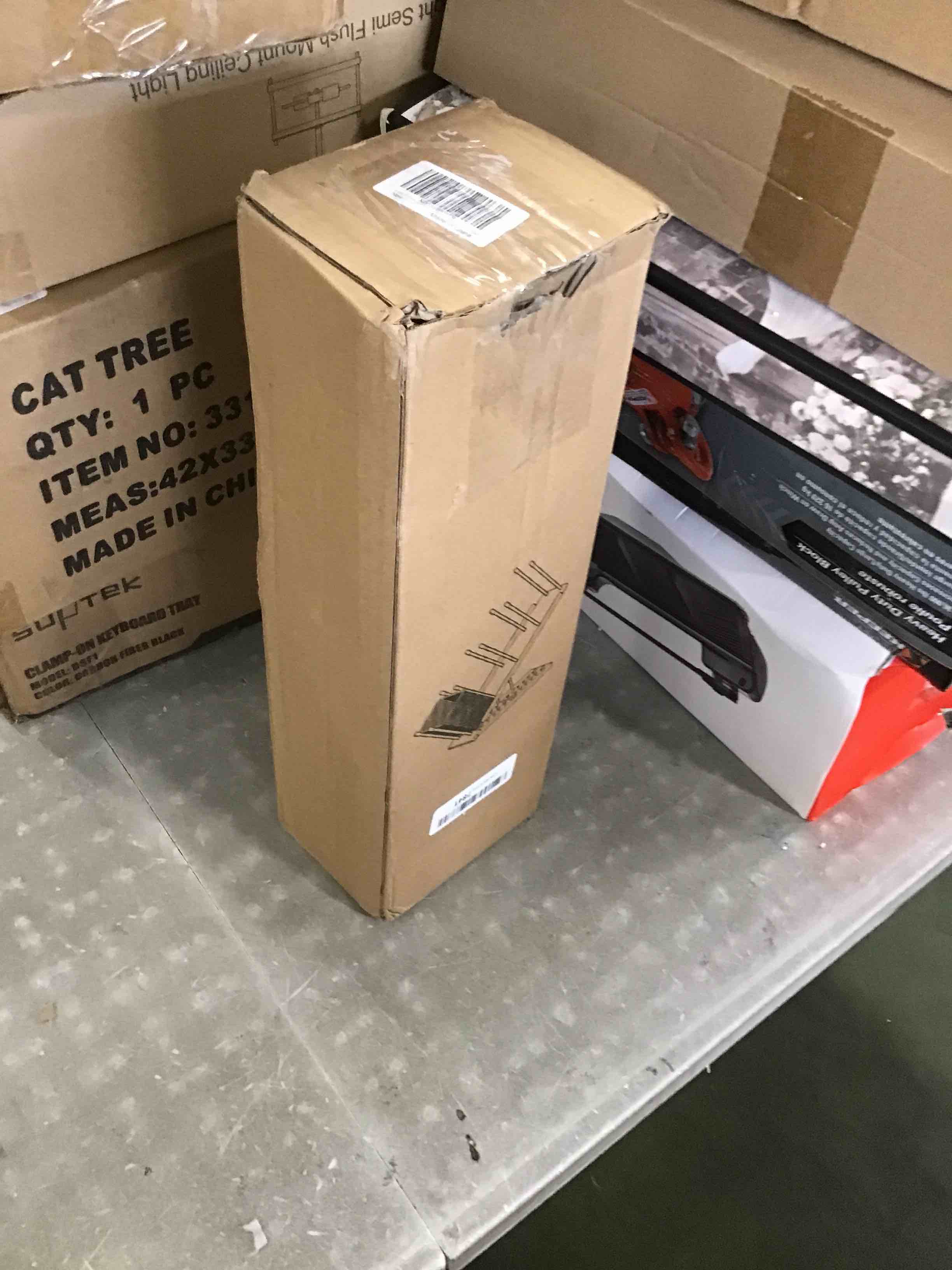 https://s3.amazonaws.com/lotting-images-prod/bidfta/GRN6867048_1722444457894.jpeg
