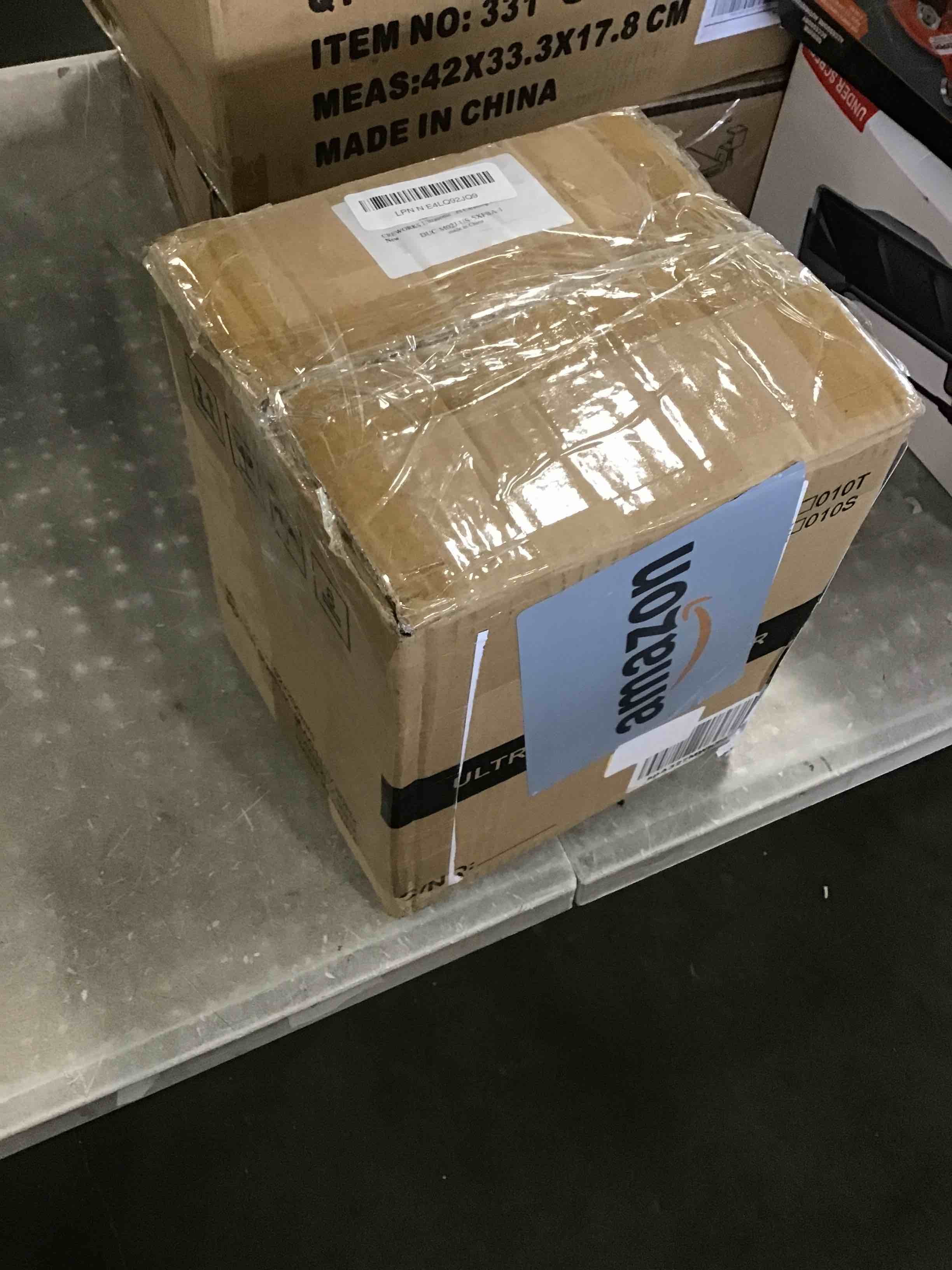 https://s3.amazonaws.com/lotting-images-prod/bidfta/GRN6867058_1722445735124.jpeg