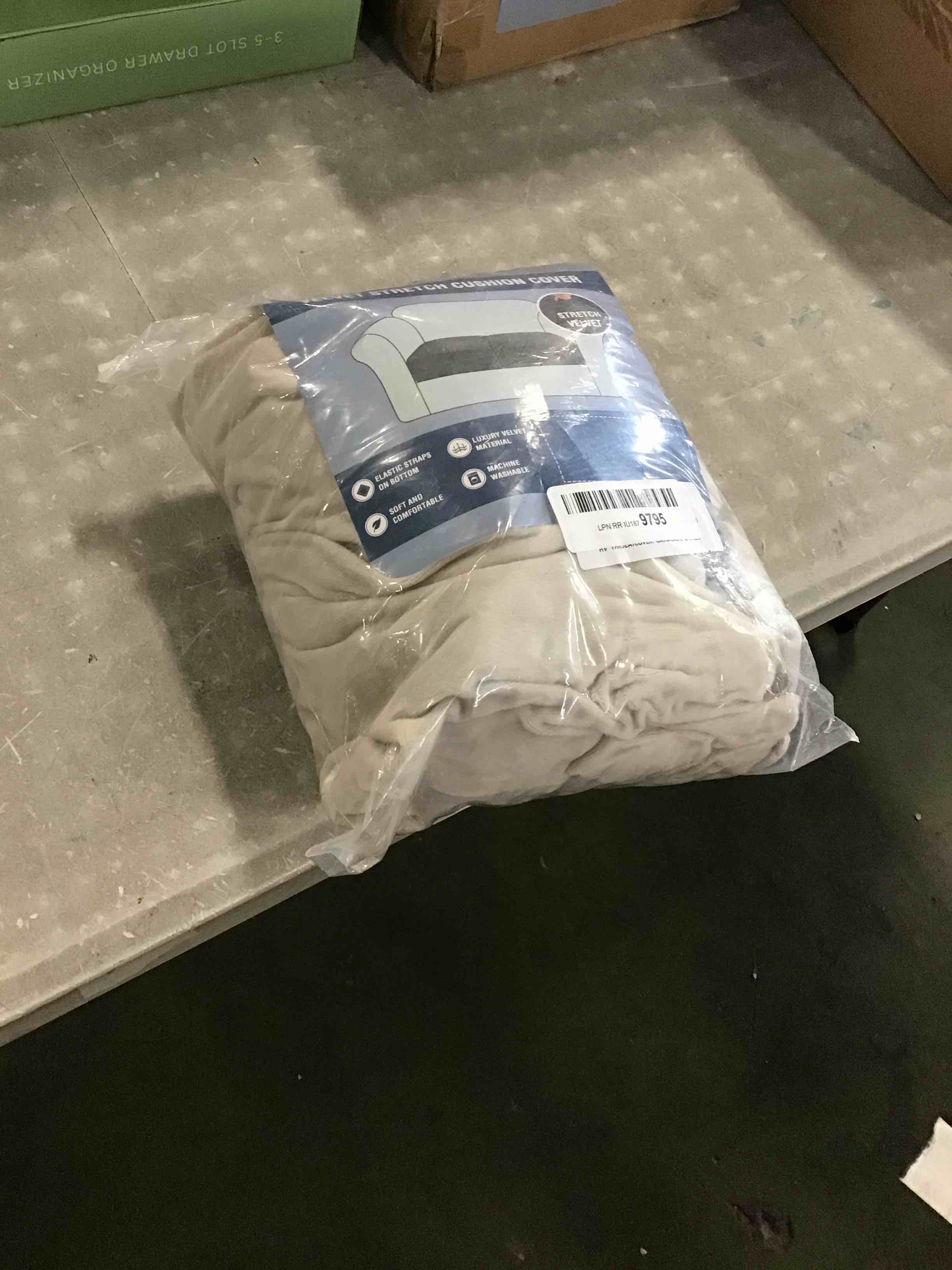 https://s3.amazonaws.com/lotting-images-prod/bidfta/GRN6867114_1722452198401.jpeg