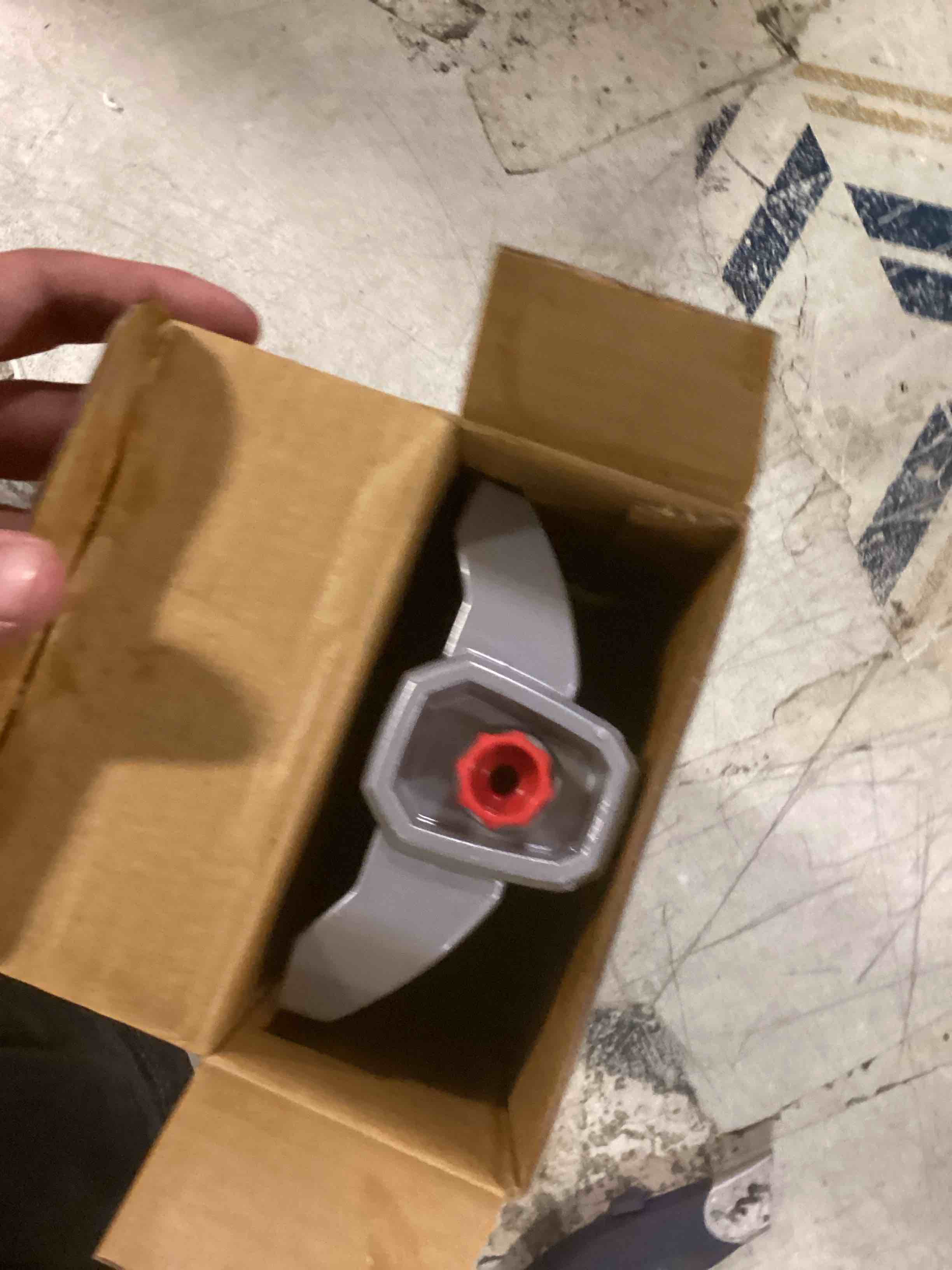 https://s3.amazonaws.com/lotting-images-prod/bidfta/GRN6867755_1721825550635.jpeg