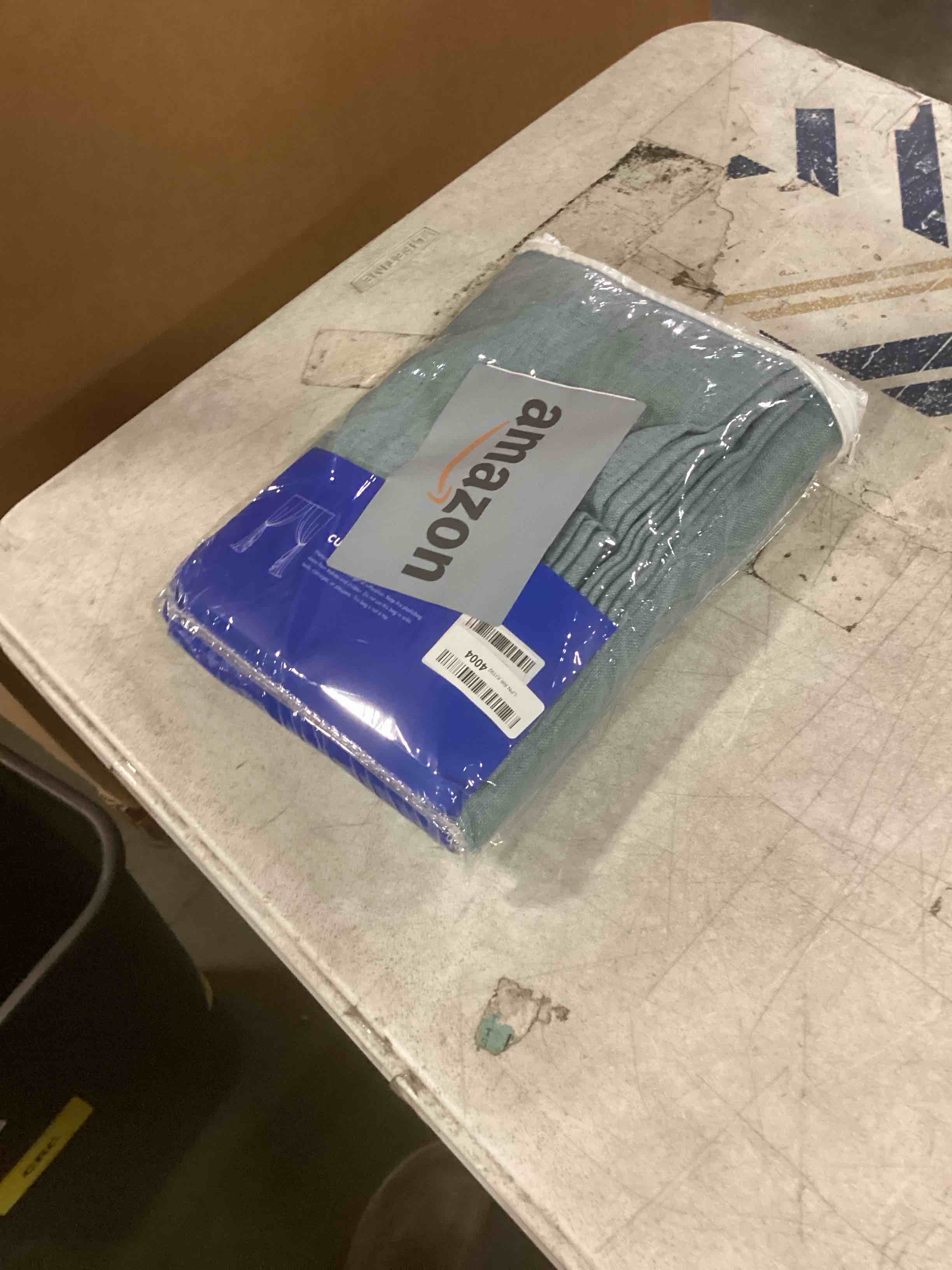 https://s3.amazonaws.com/lotting-images-prod/bidfta/GRN6868065_1721915320165.jpeg