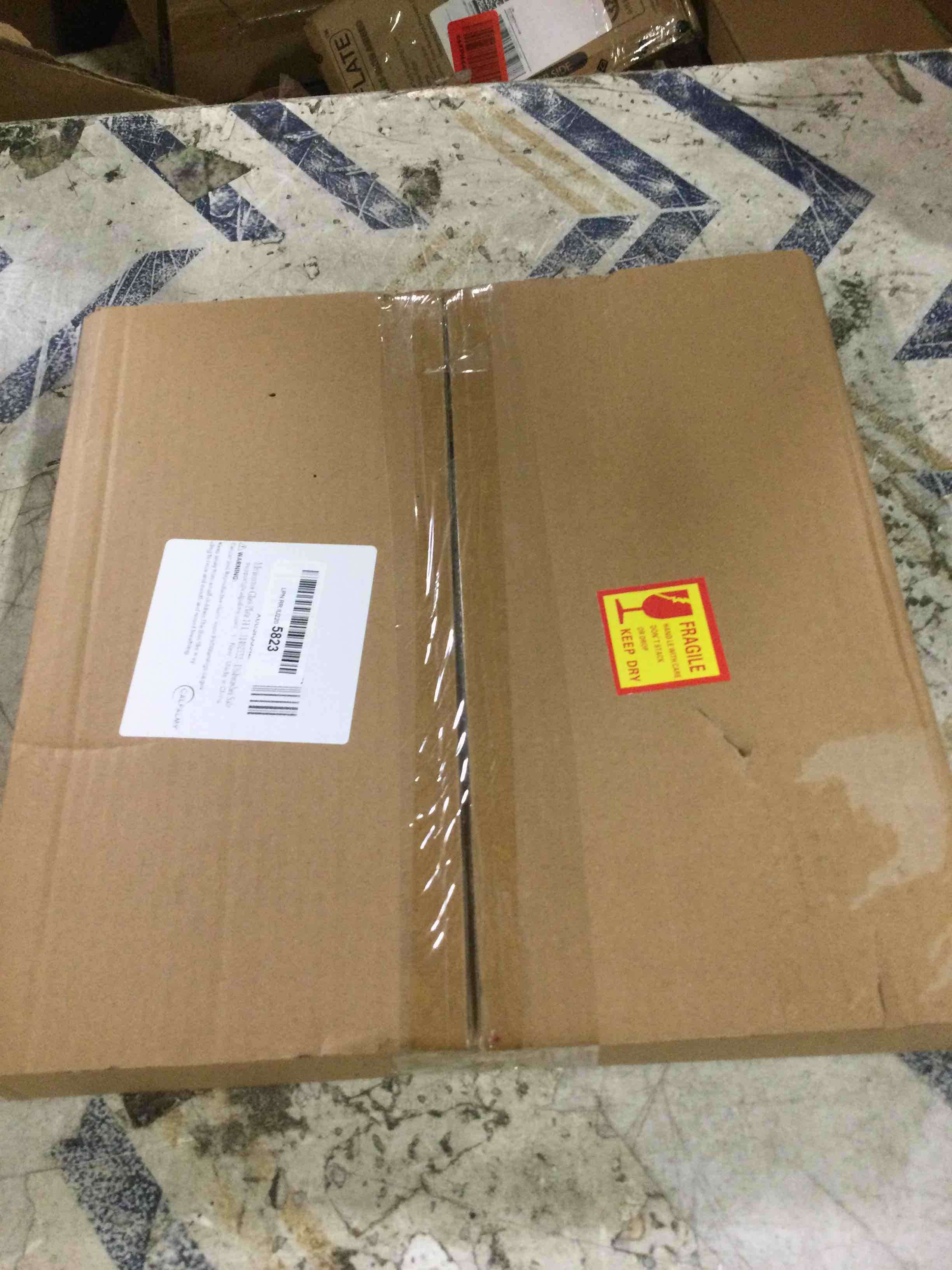 https://s3.amazonaws.com/lotting-images-prod/bidfta/GRN6868752_1722014033603.jpeg