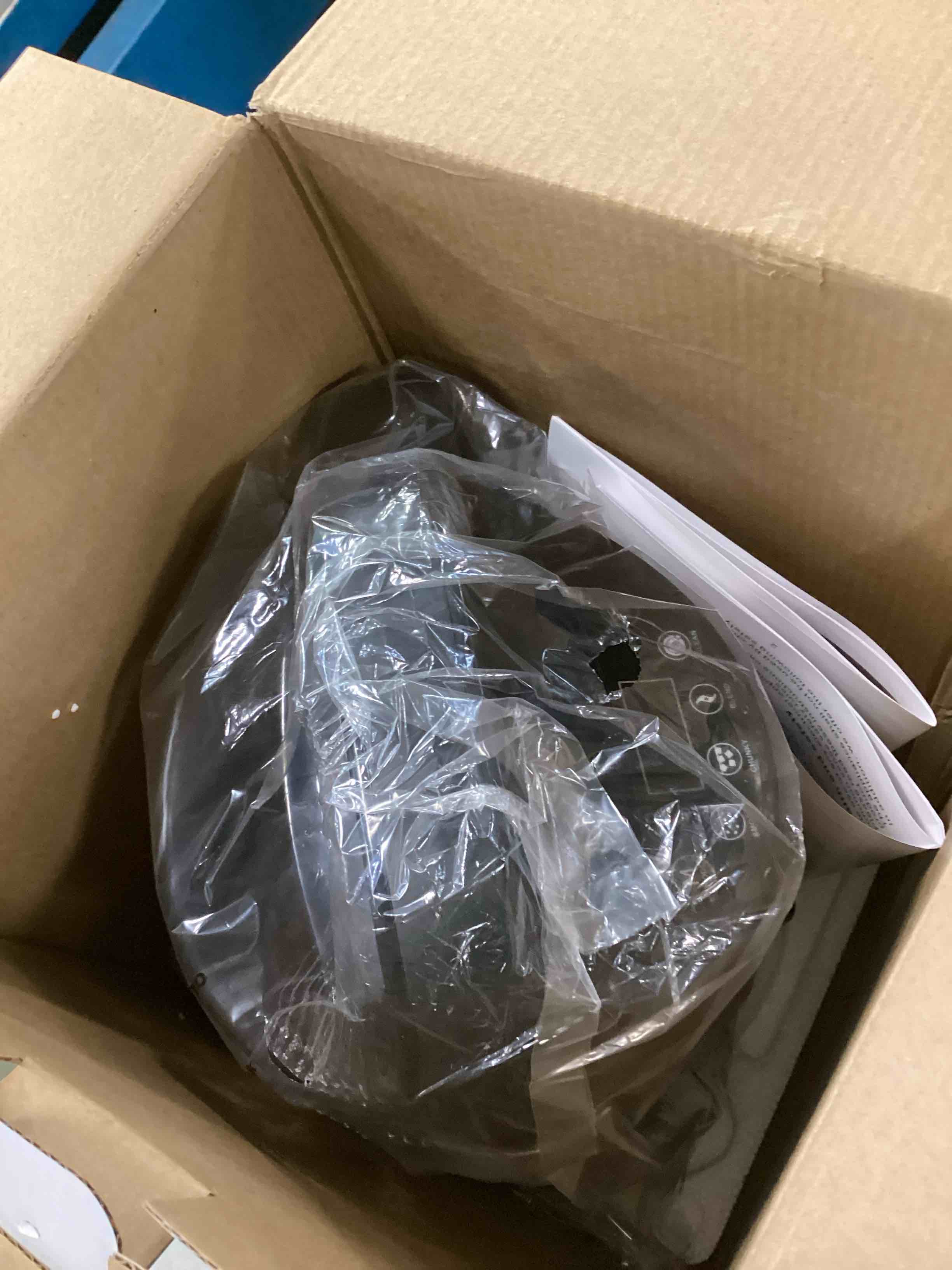 https://s3.amazonaws.com/lotting-images-prod/bidfta/GRN6869280_1721760337226.jpeg
