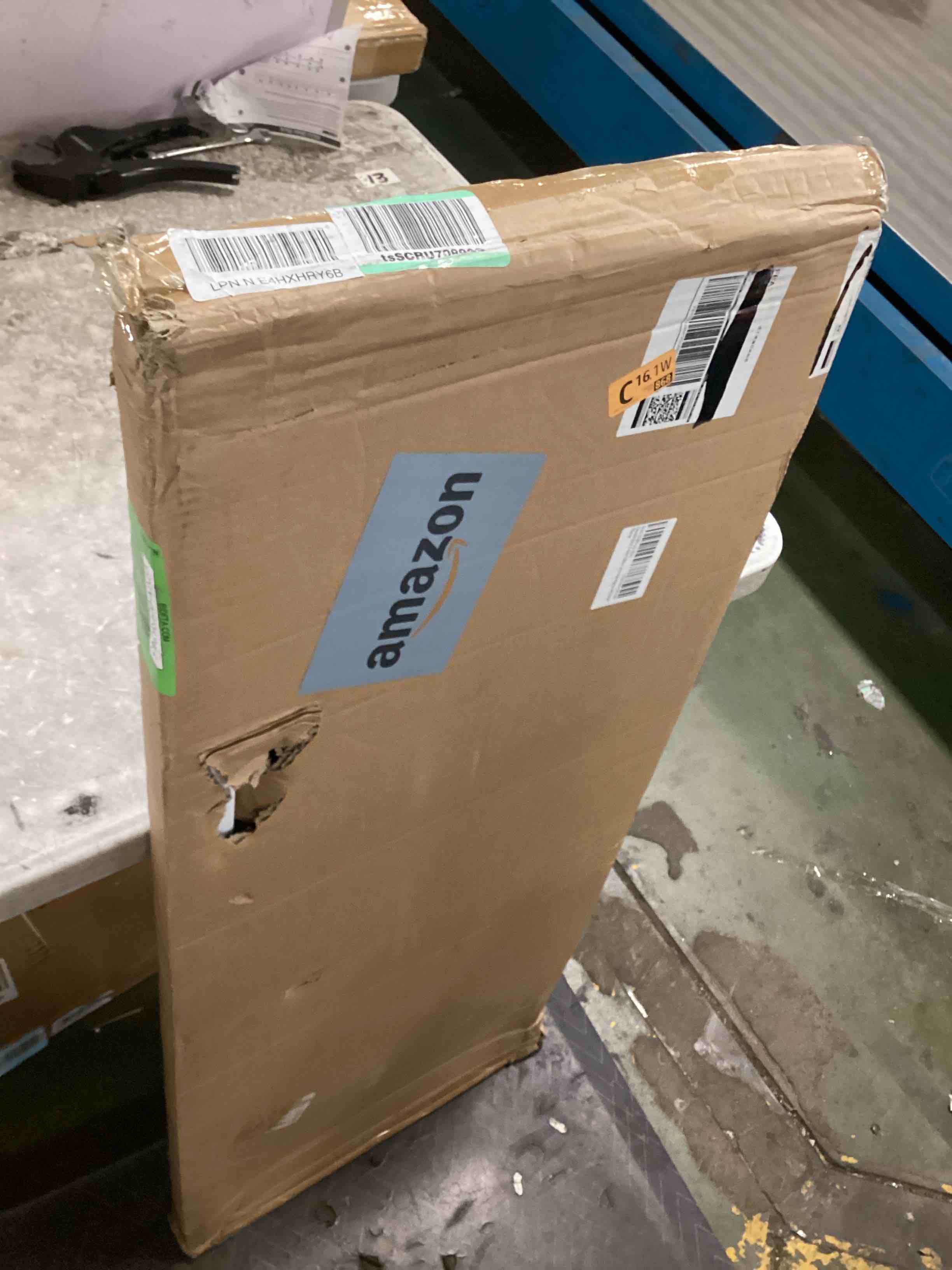 https://s3.amazonaws.com/lotting-images-prod/bidfta/GRN6869345_1721826154187.jpeg