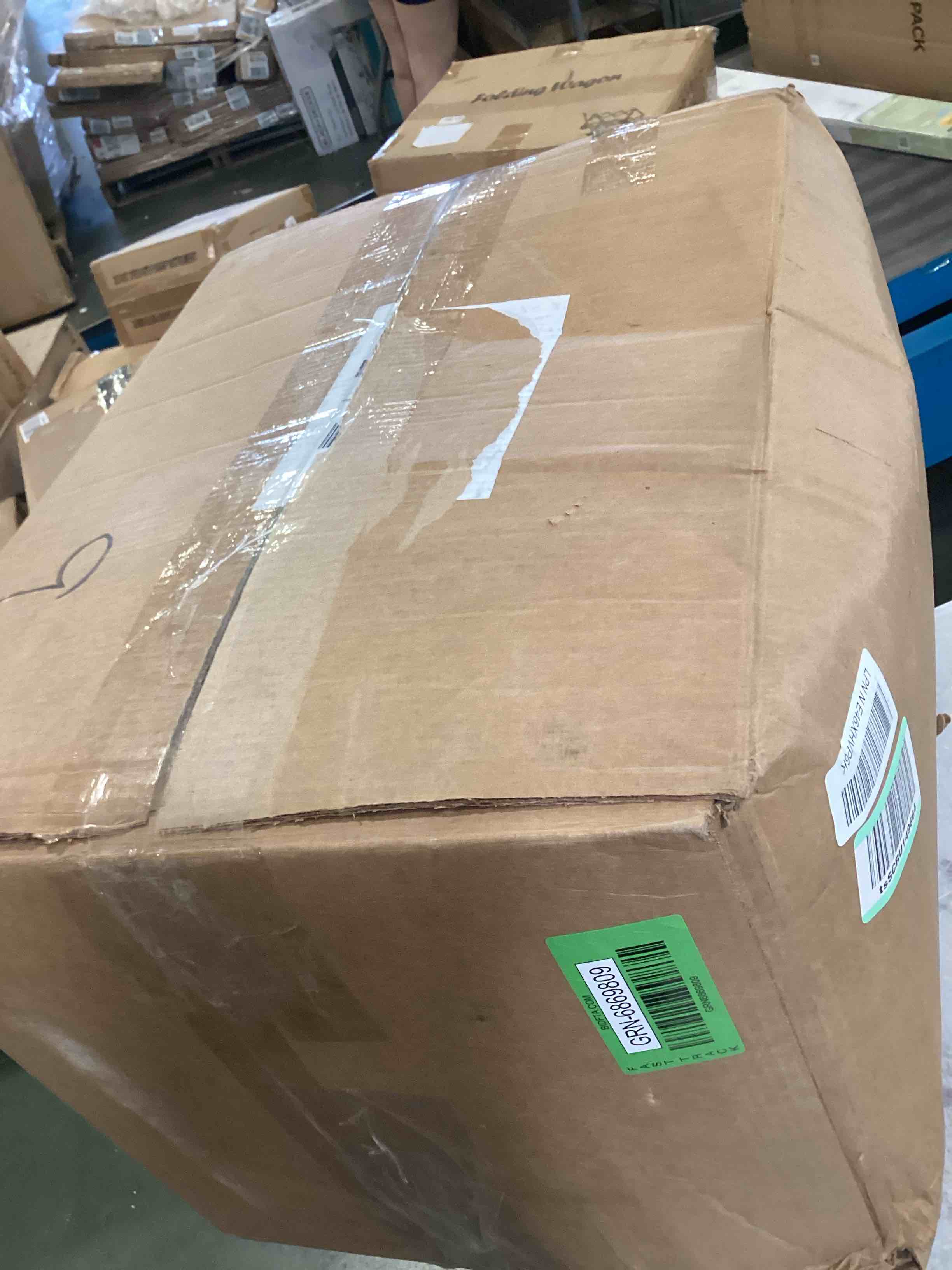 https://s3.amazonaws.com/lotting-images-prod/bidfta/GRN6869809_1722004742592.jpeg