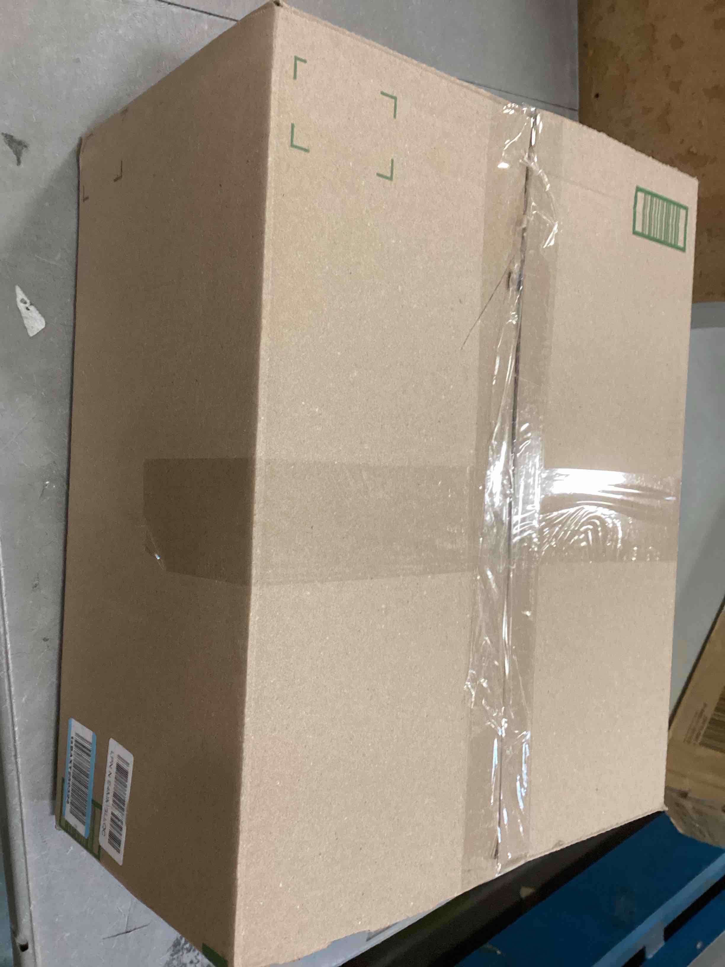 https://s3.amazonaws.com/lotting-images-prod/bidfta/GRN6871508_1721993706308.jpeg