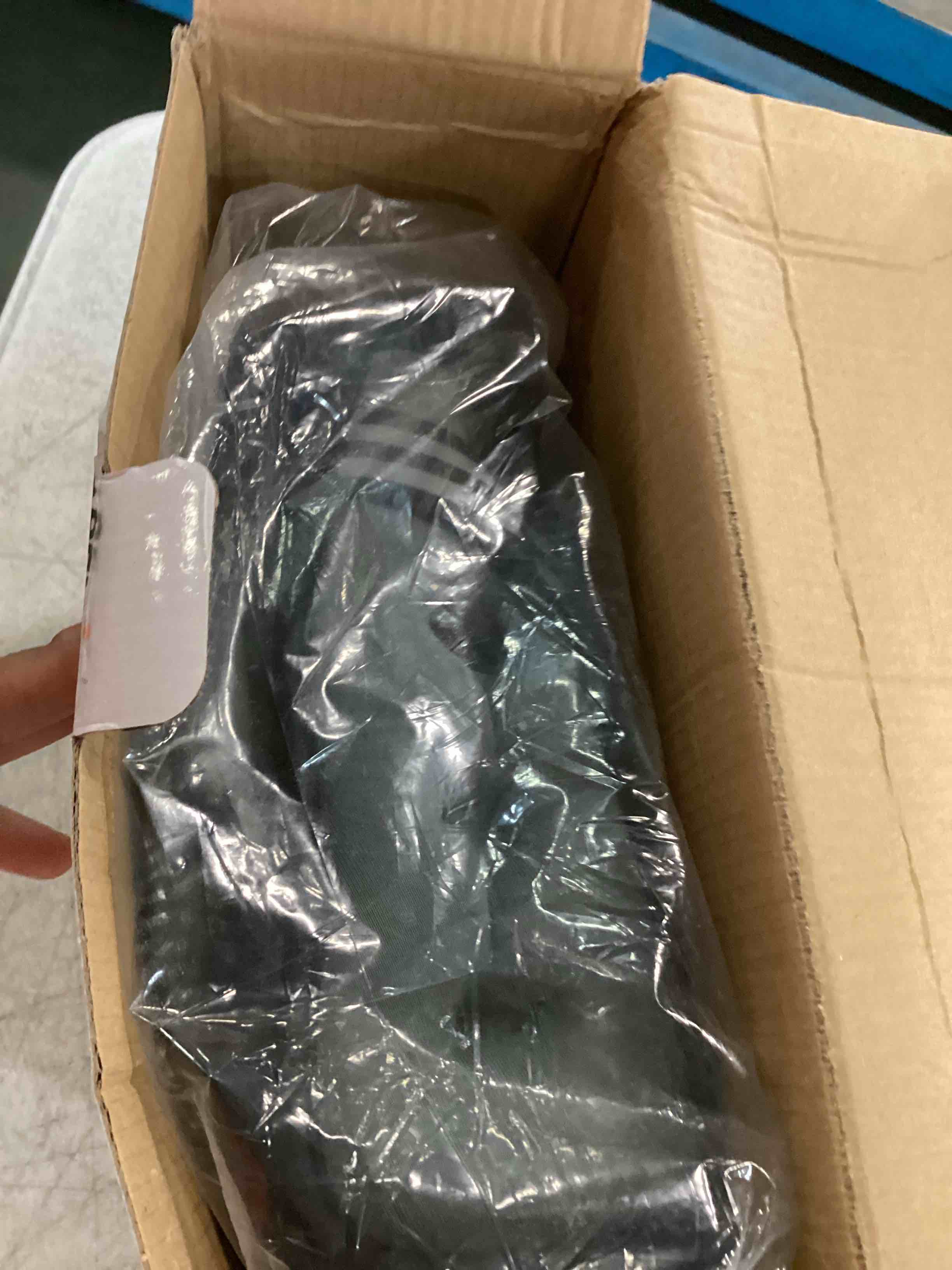 https://s3.amazonaws.com/lotting-images-prod/bidfta/GRY0101350_1724949468125.jpeg