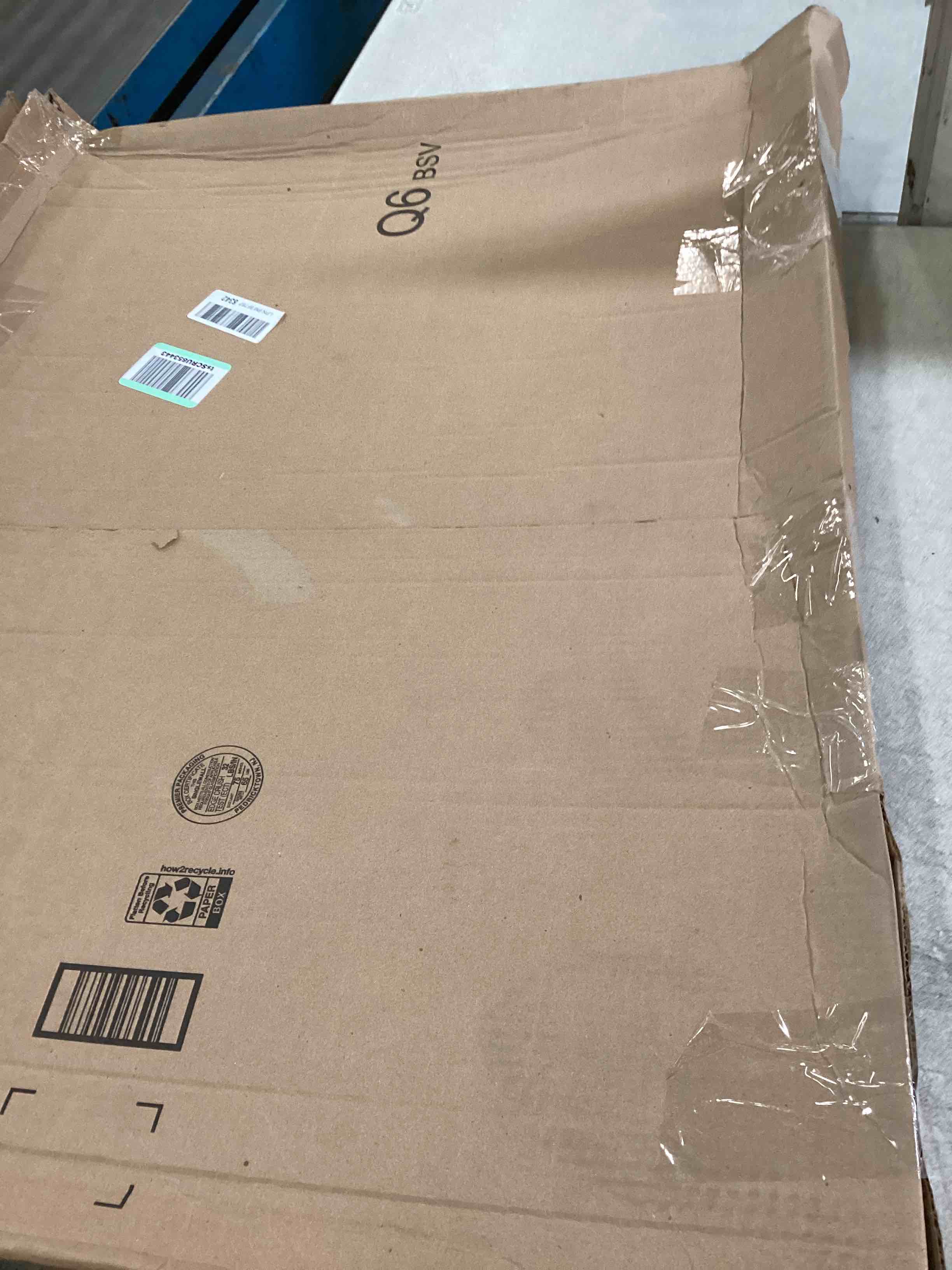 https://s3.amazonaws.com/lotting-images-prod/bidfta/GRY0101801_1724774886481.jpeg