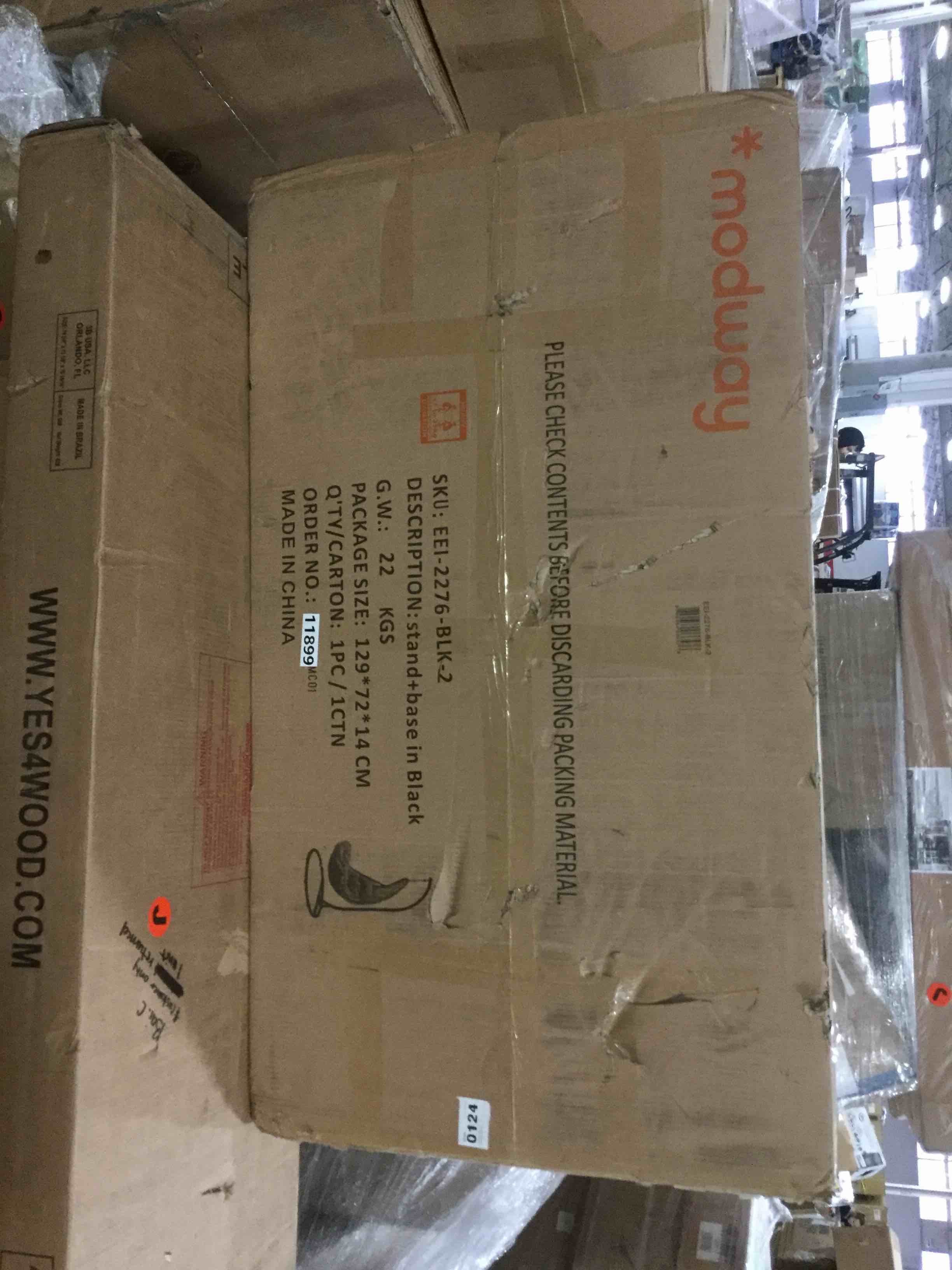 https://s3.amazonaws.com/lotting-images-prod/bidfta/GRY0687371_1608388623711.jpeg
