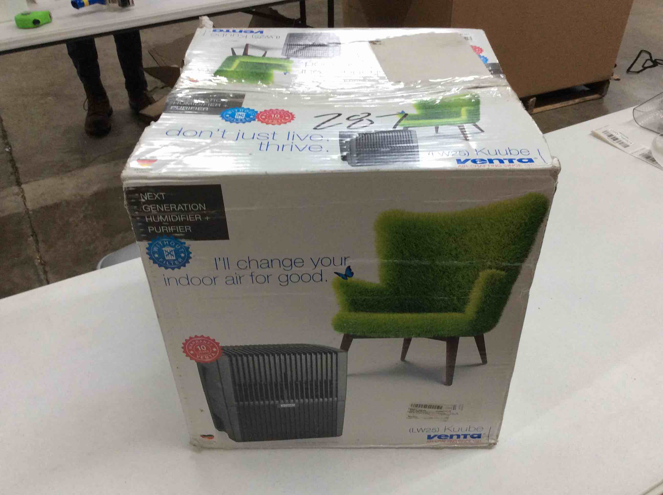 https://s3.amazonaws.com/lotting-images-prod/bidfta/GRY0756917_1603908040461.jpeg