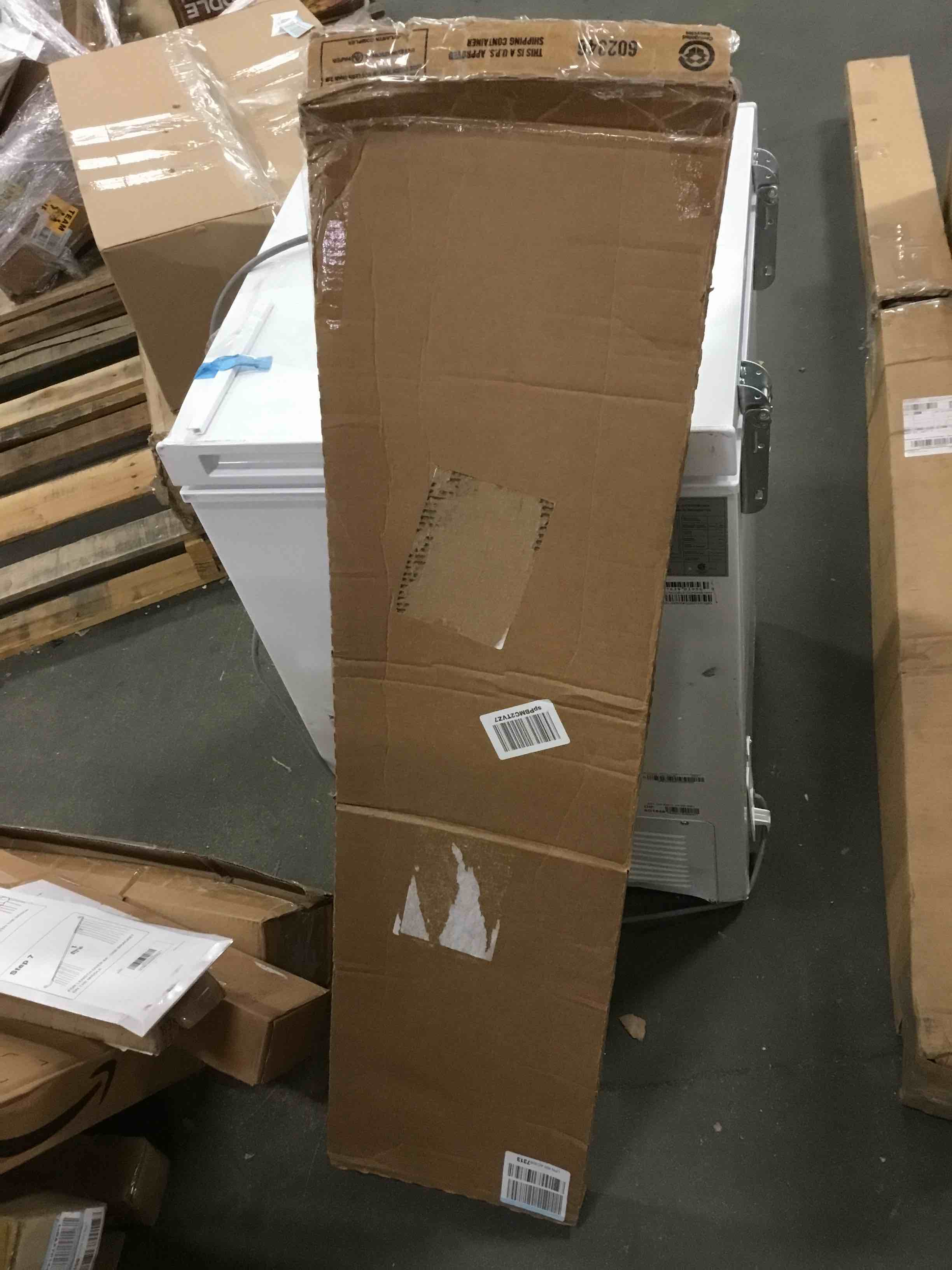 https://s3.amazonaws.com/lotting-images-prod/bidfta/GRY0771279_1604071438331.jpeg