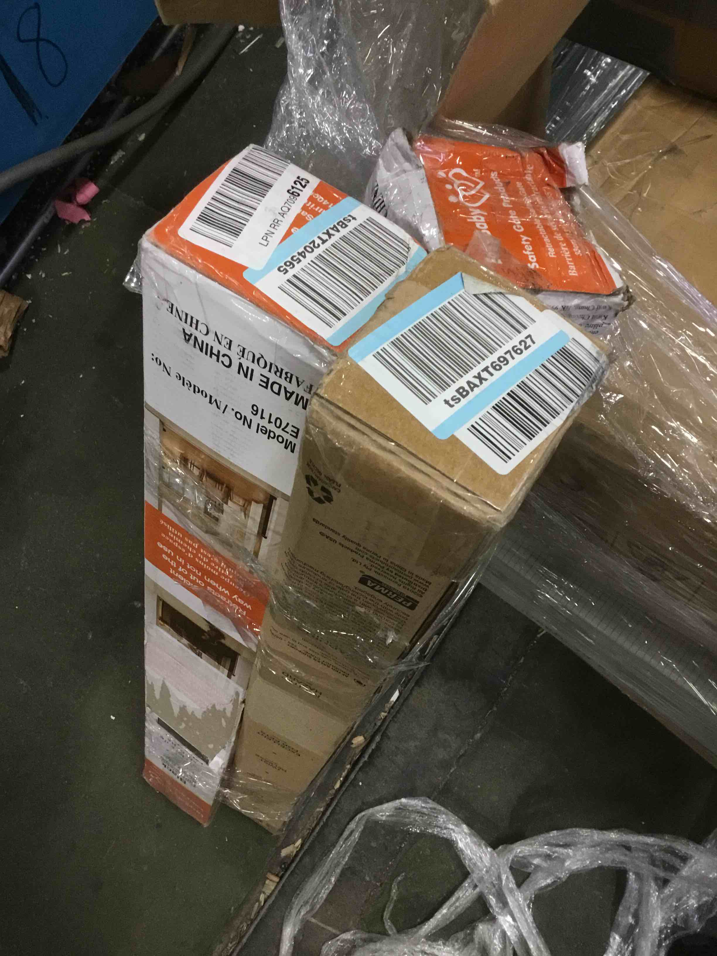 https://s3.amazonaws.com/lotting-images-prod/bidfta/GRY0901994_1609952585168.jpeg