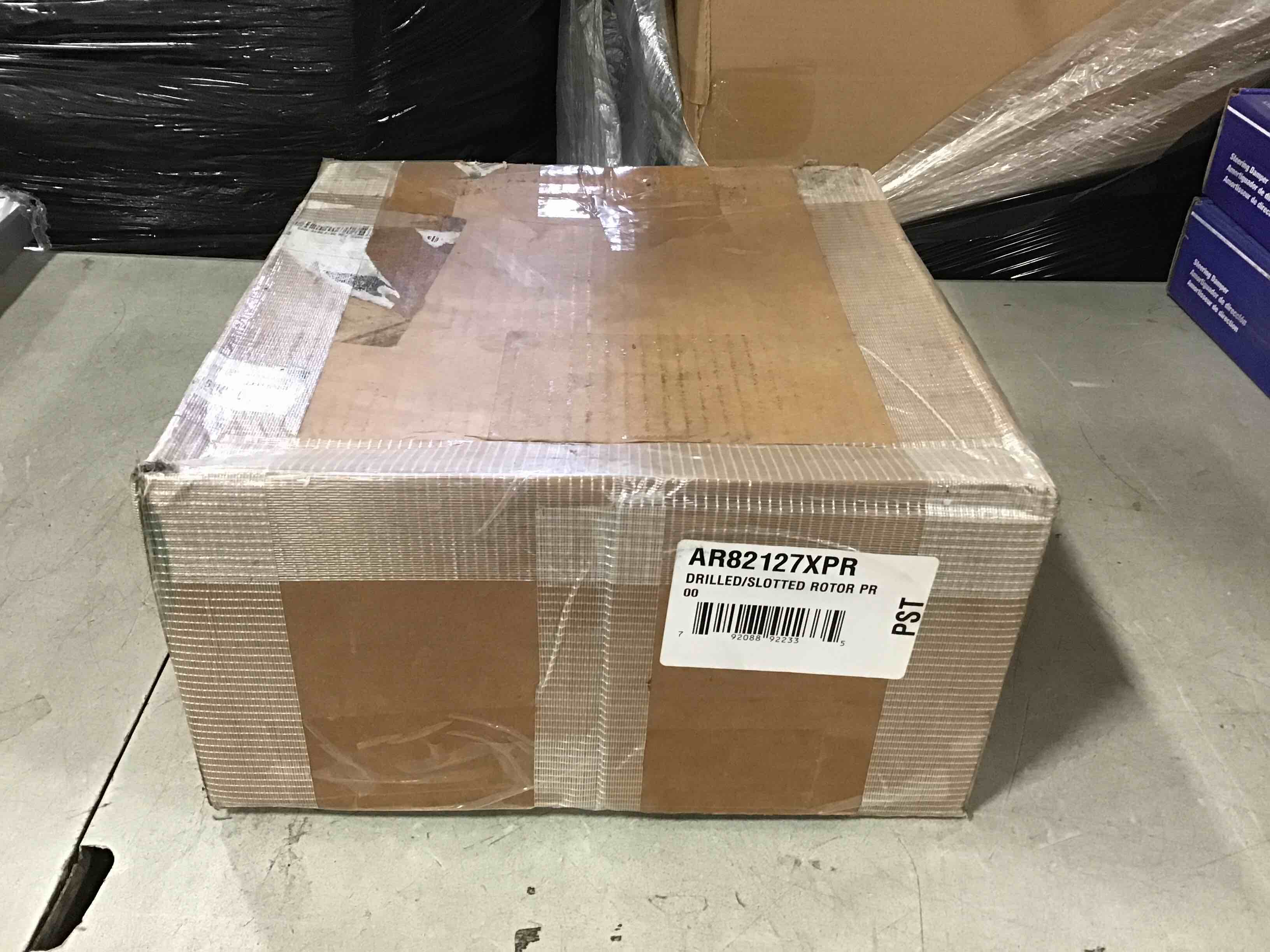 https://s3.amazonaws.com/lotting-images-prod/bidfta/GRY0911121_1609437074963.jpeg