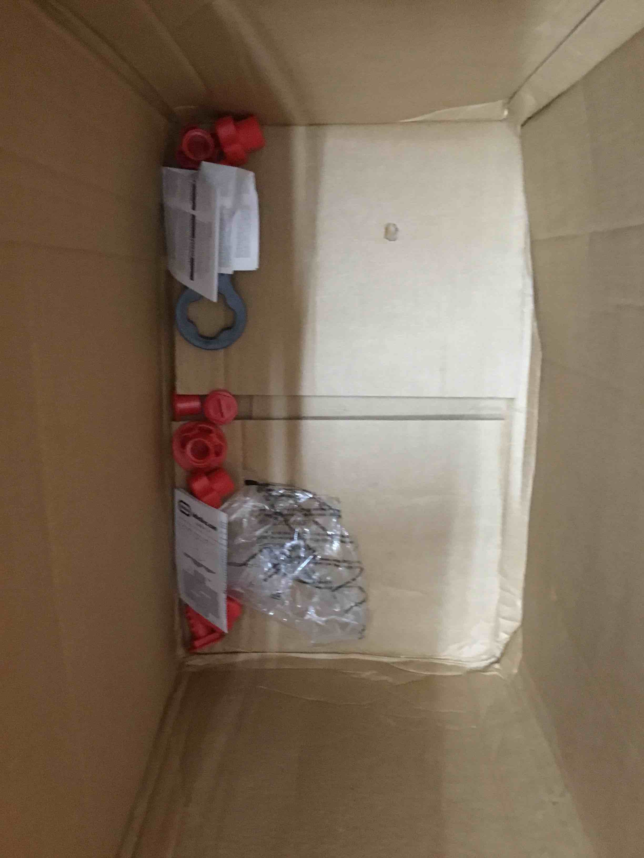 https://s3.amazonaws.com/lotting-images-prod/bidfta/GRY0983210_1621529853908.jpeg