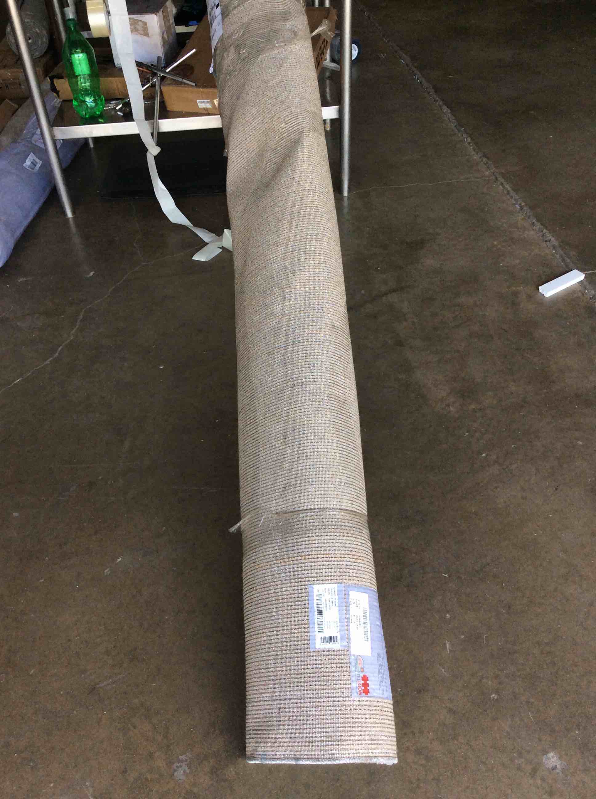 https://s3.amazonaws.com/lotting-images-prod/bidfta/GRY0983223_1621531595792.jpeg