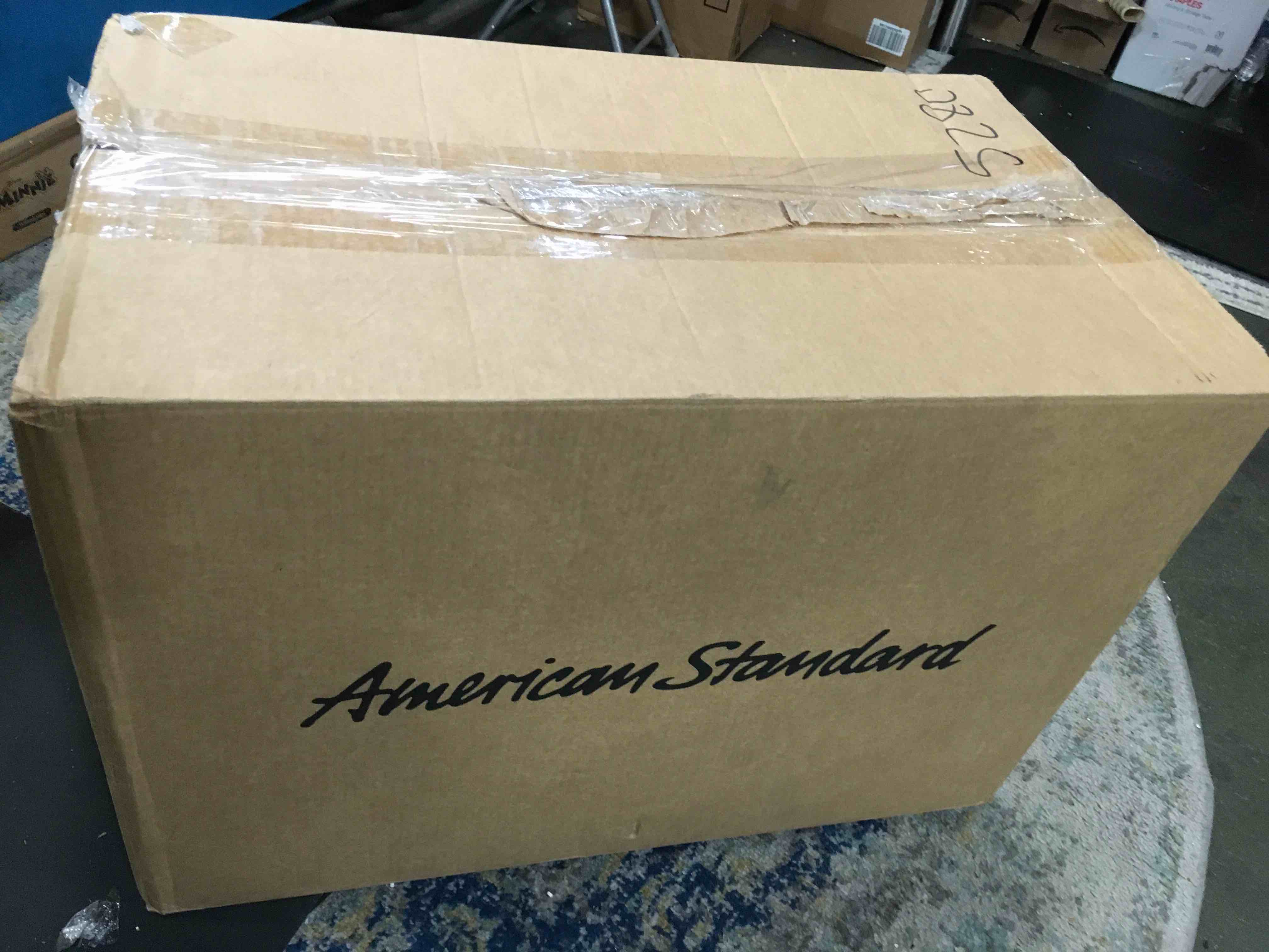 https://s3.amazonaws.com/lotting-images-prod/bidfta/GRY1461401_1633715636793.jpeg