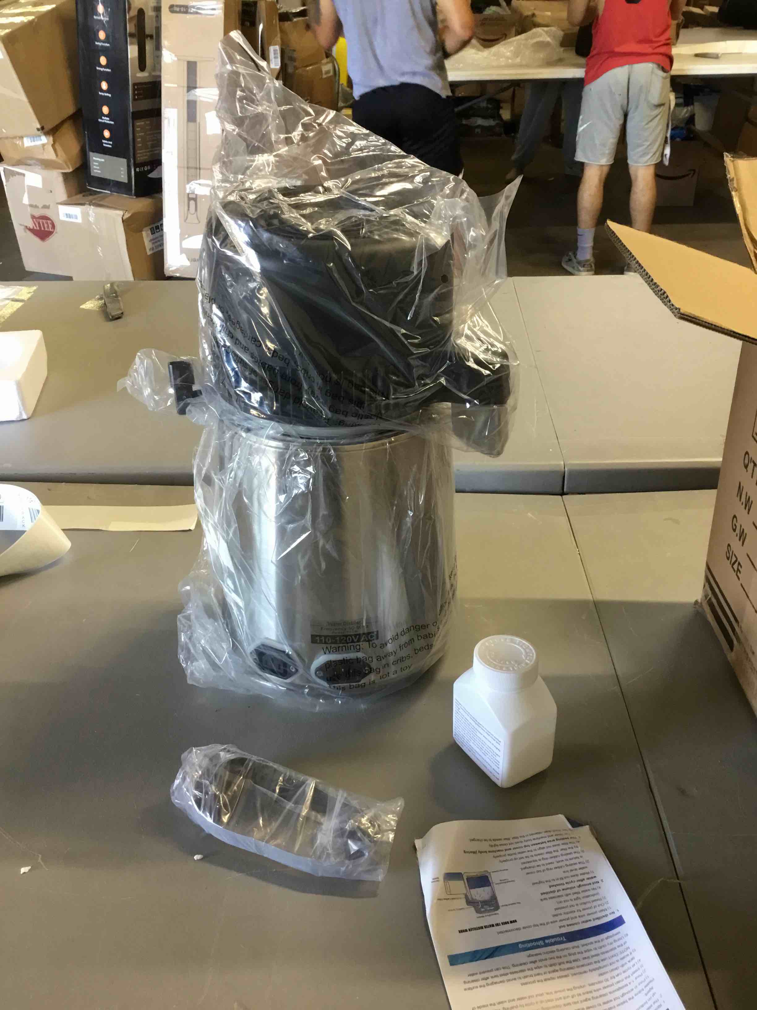 https://s3.amazonaws.com/lotting-images-prod/bidfta/GRY3052155_1657895541917.jpeg