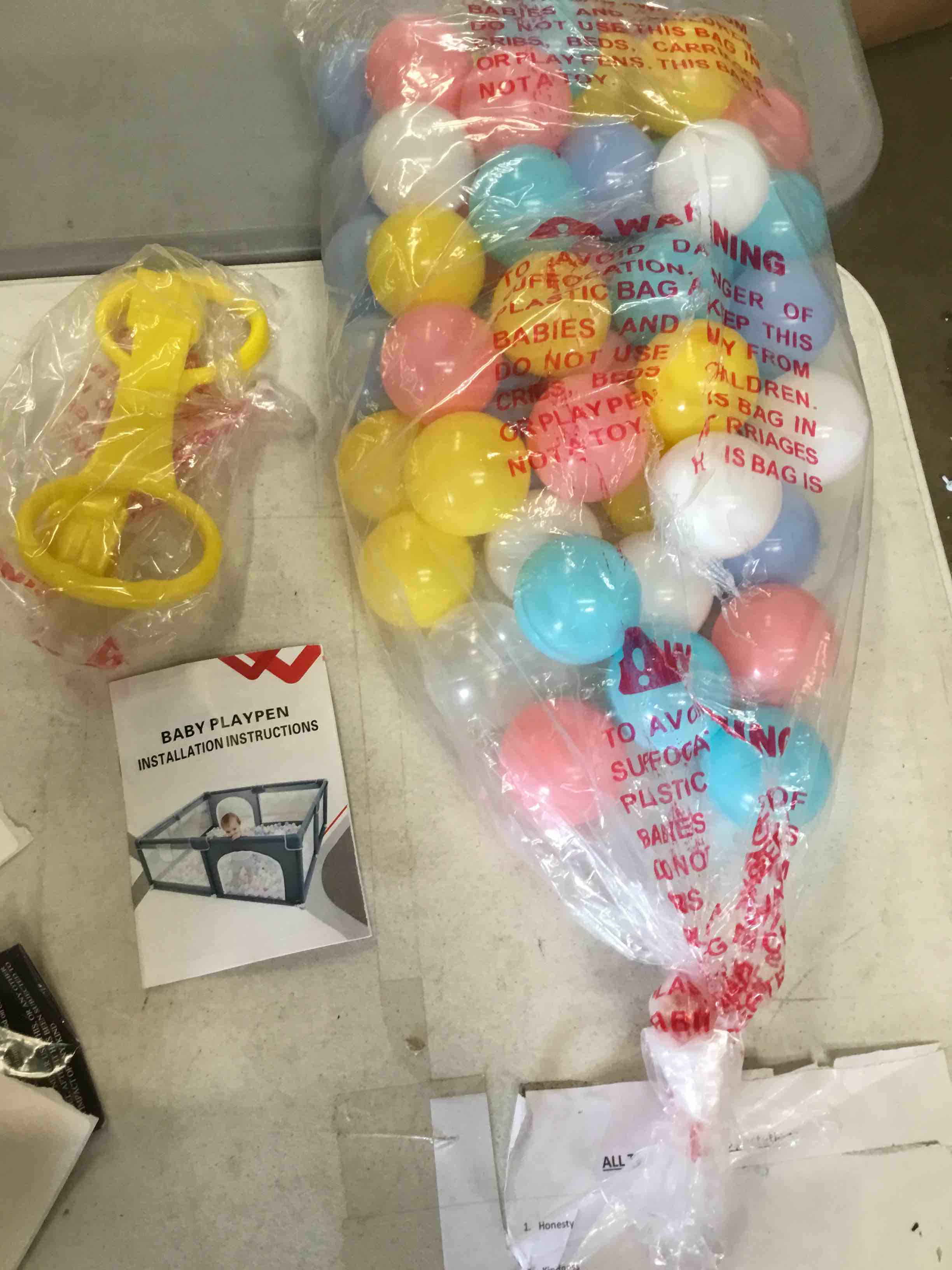 https://s3.amazonaws.com/lotting-images-prod/bidfta/GRY3052355_1657904314237.jpeg