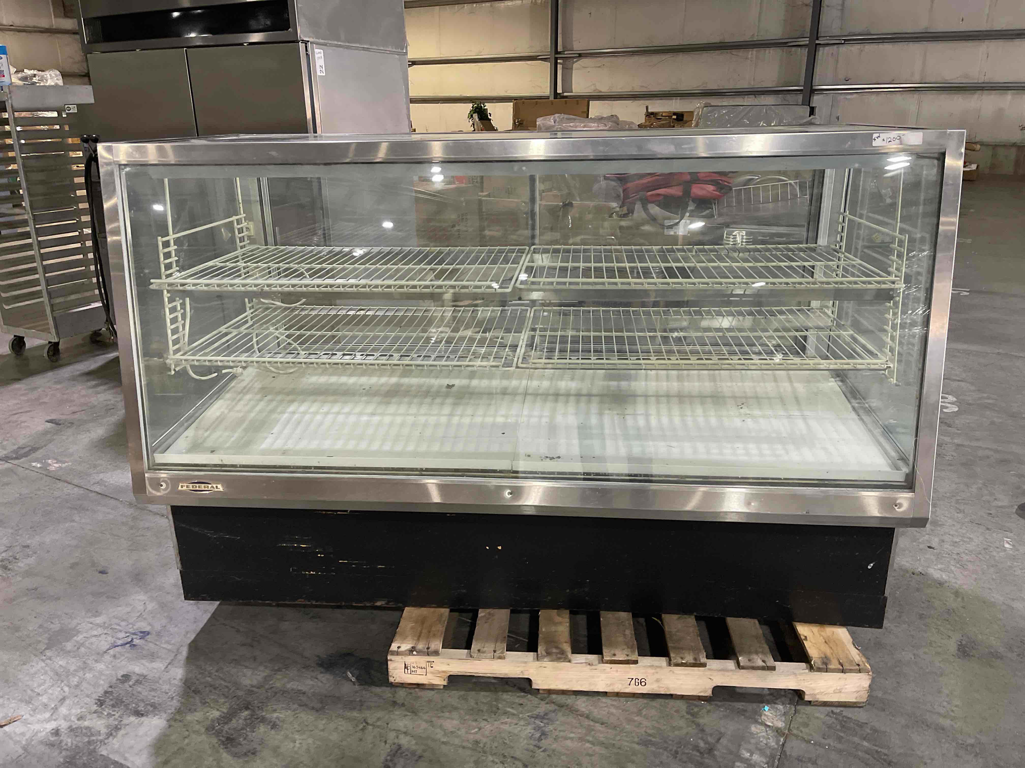 FEDERAL REFRIGERATED DISPLAY CASE