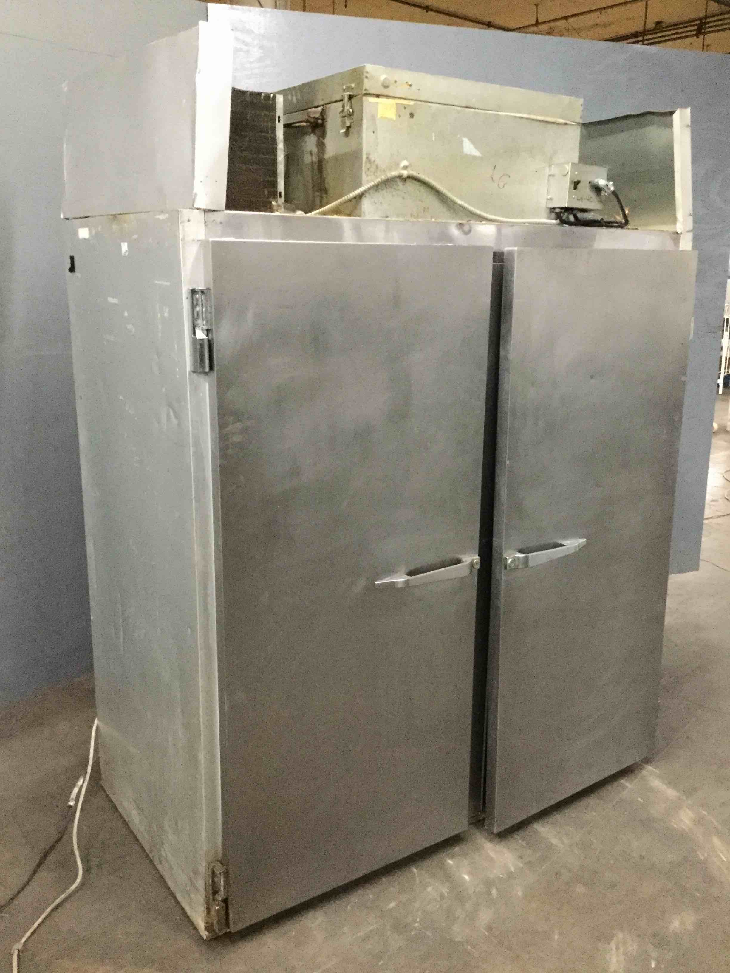 https://s3.amazonaws.com/lotting-images-prod/bidfta/IN533559_1607453440971.jpeg