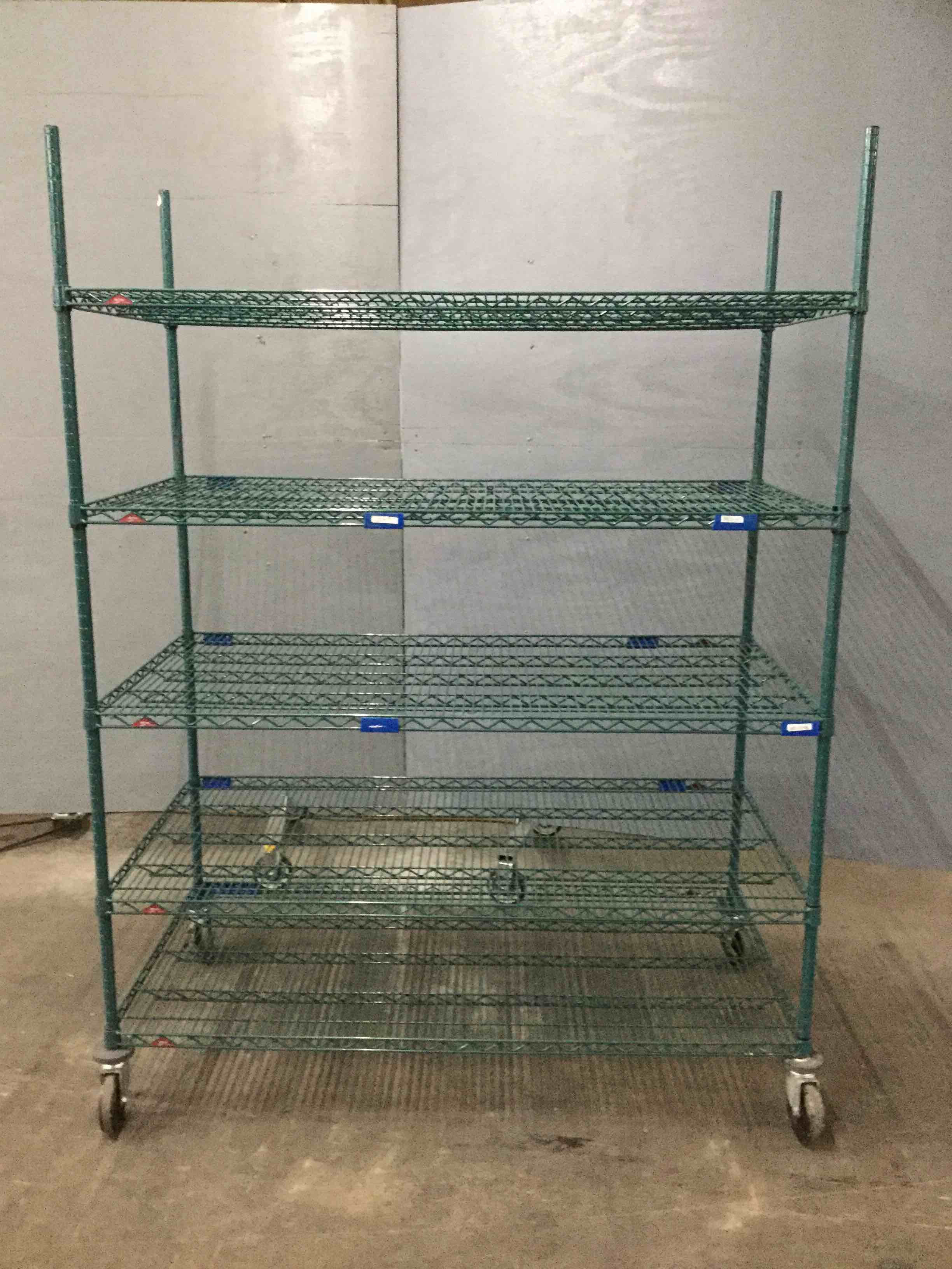 METRO GREEN EPOXY WIRE STORAGE RACK ON CASTERS 