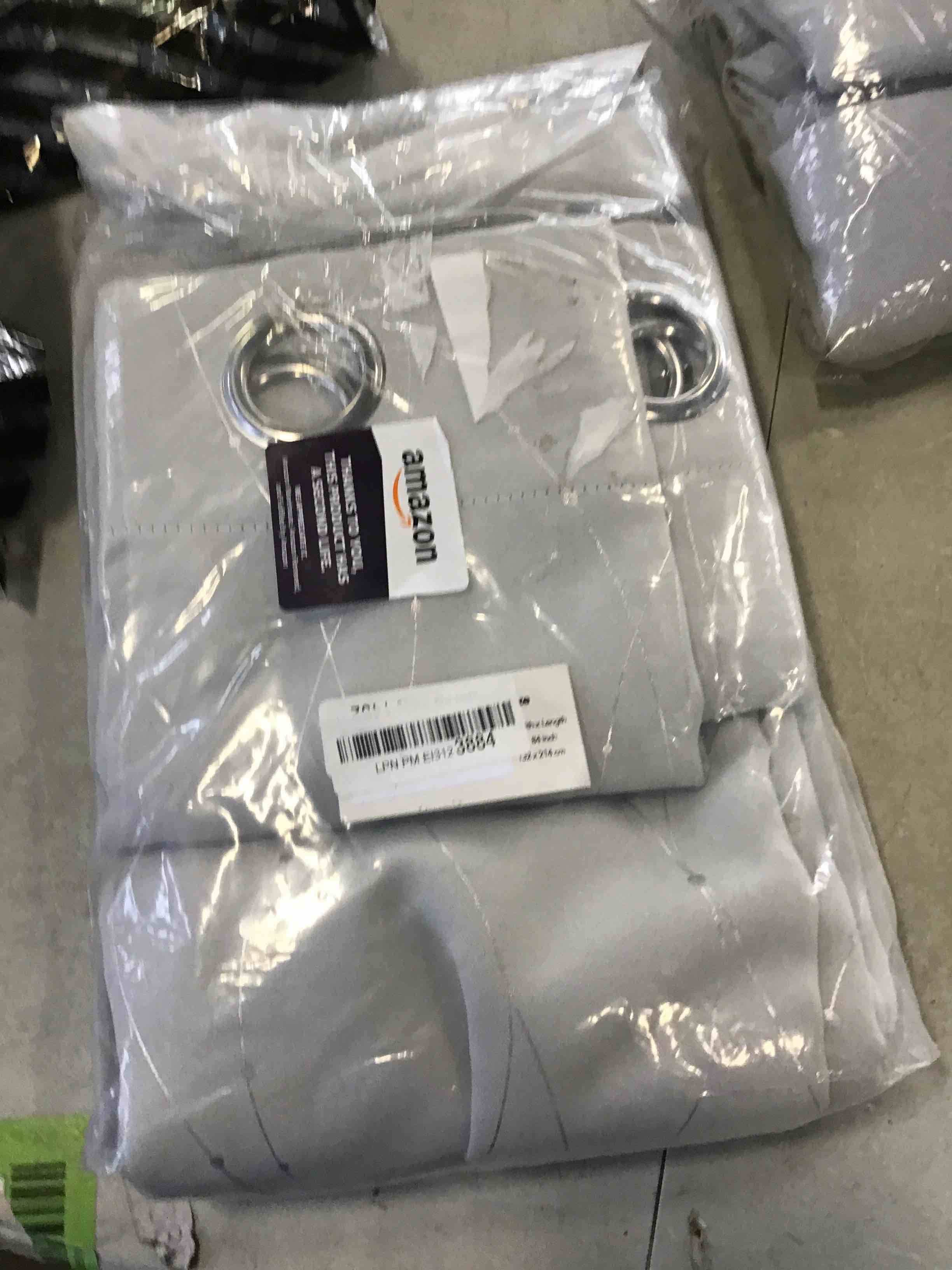 Deconovo White Blackout Curtain Panels for Bedroom and Living Room, 84 Inch Long Drapes - Thermal Insulated Window Curtains with Floral Pattern (52W x 84L Inch, Greyish White, 2 Panels)