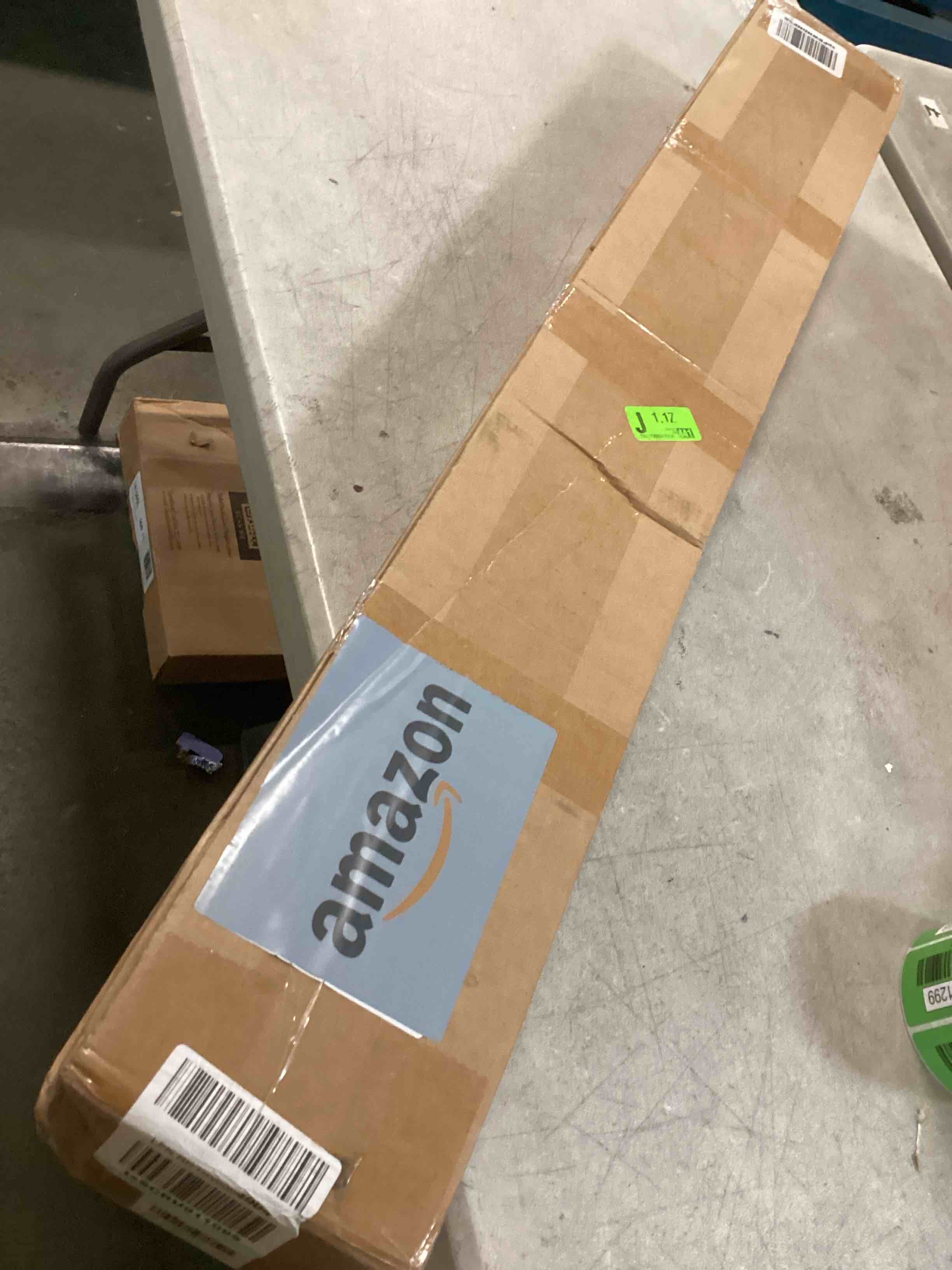 https://s3.amazonaws.com/lotting-images-prod/bidfta/LPNRRHW8064904_1720185915915.jpeg
