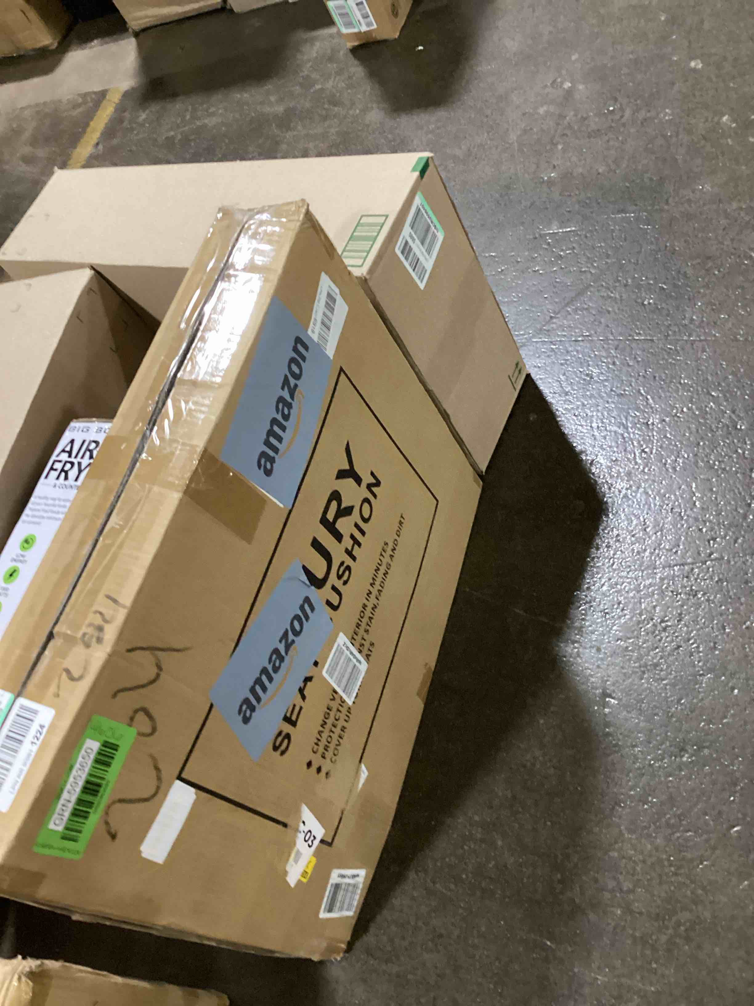 https://s3.amazonaws.com/lotting-images-prod/bidfta/LPNRRIK9811224_1718733944078.jpeg
