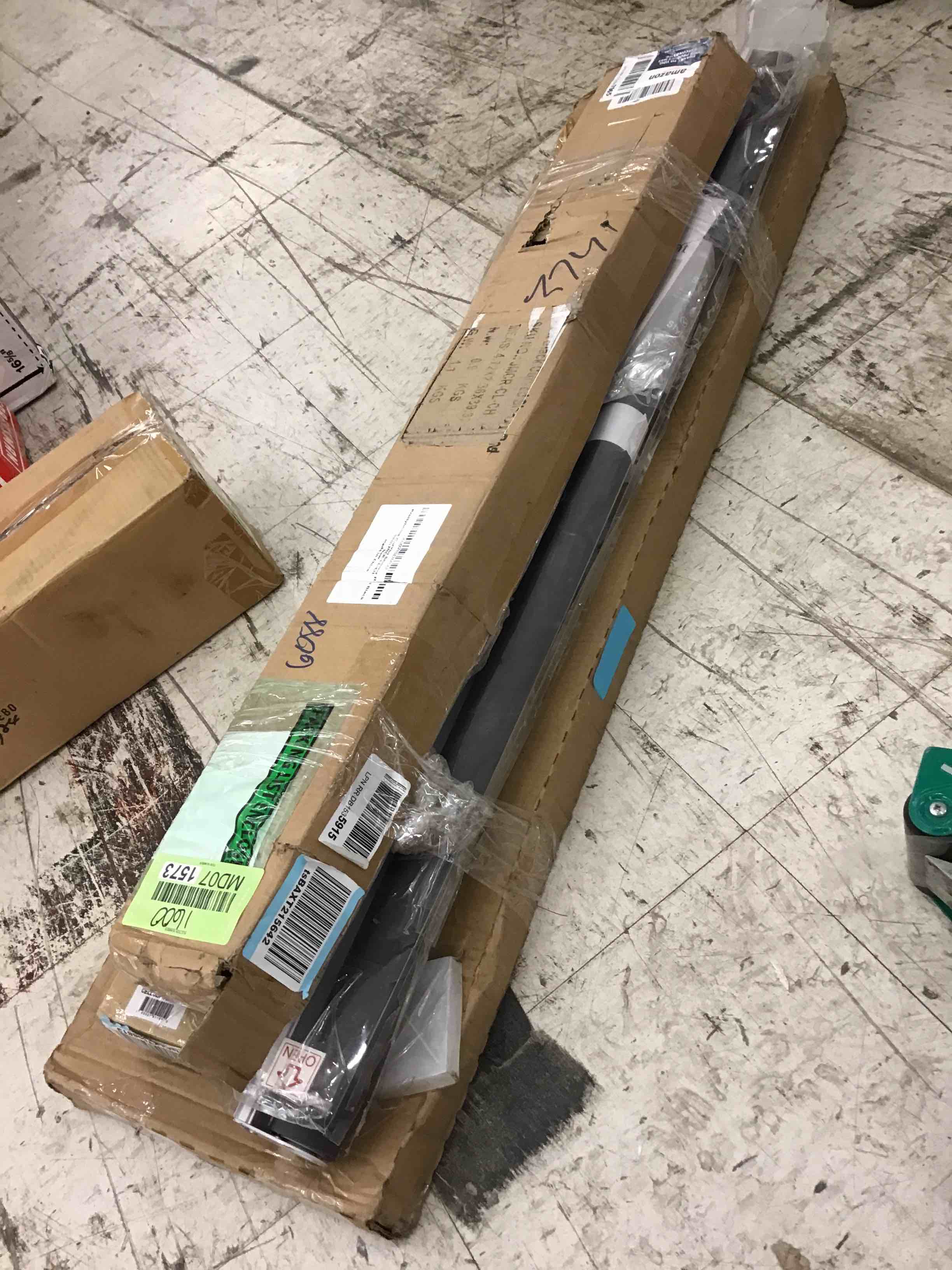 *Assorted Lot* (window shade,shower rod,and car window shade) 4 count