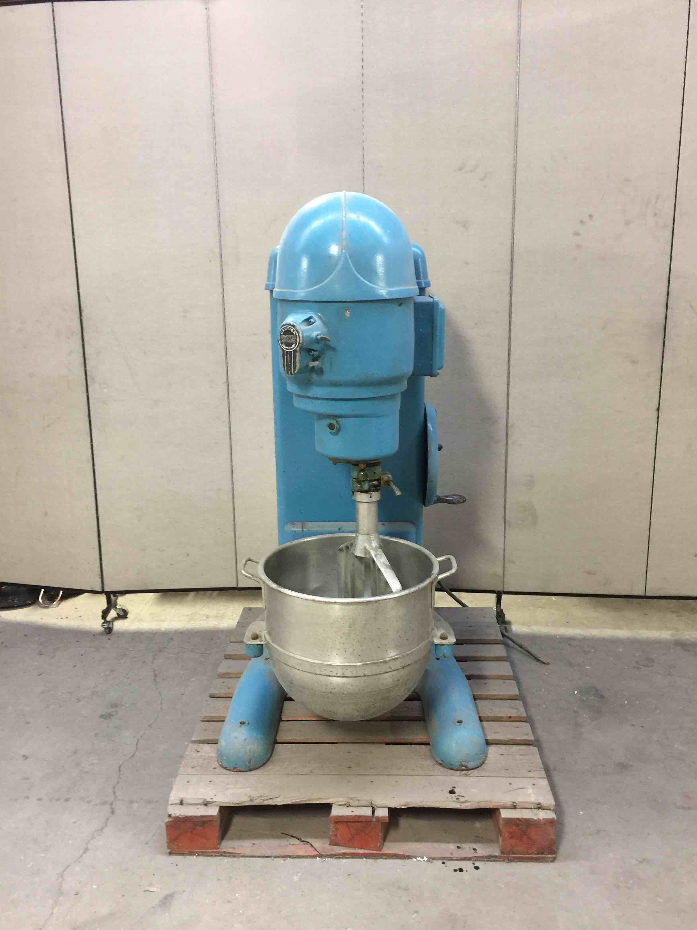 BLAKESLEE 60QT. MIXER  