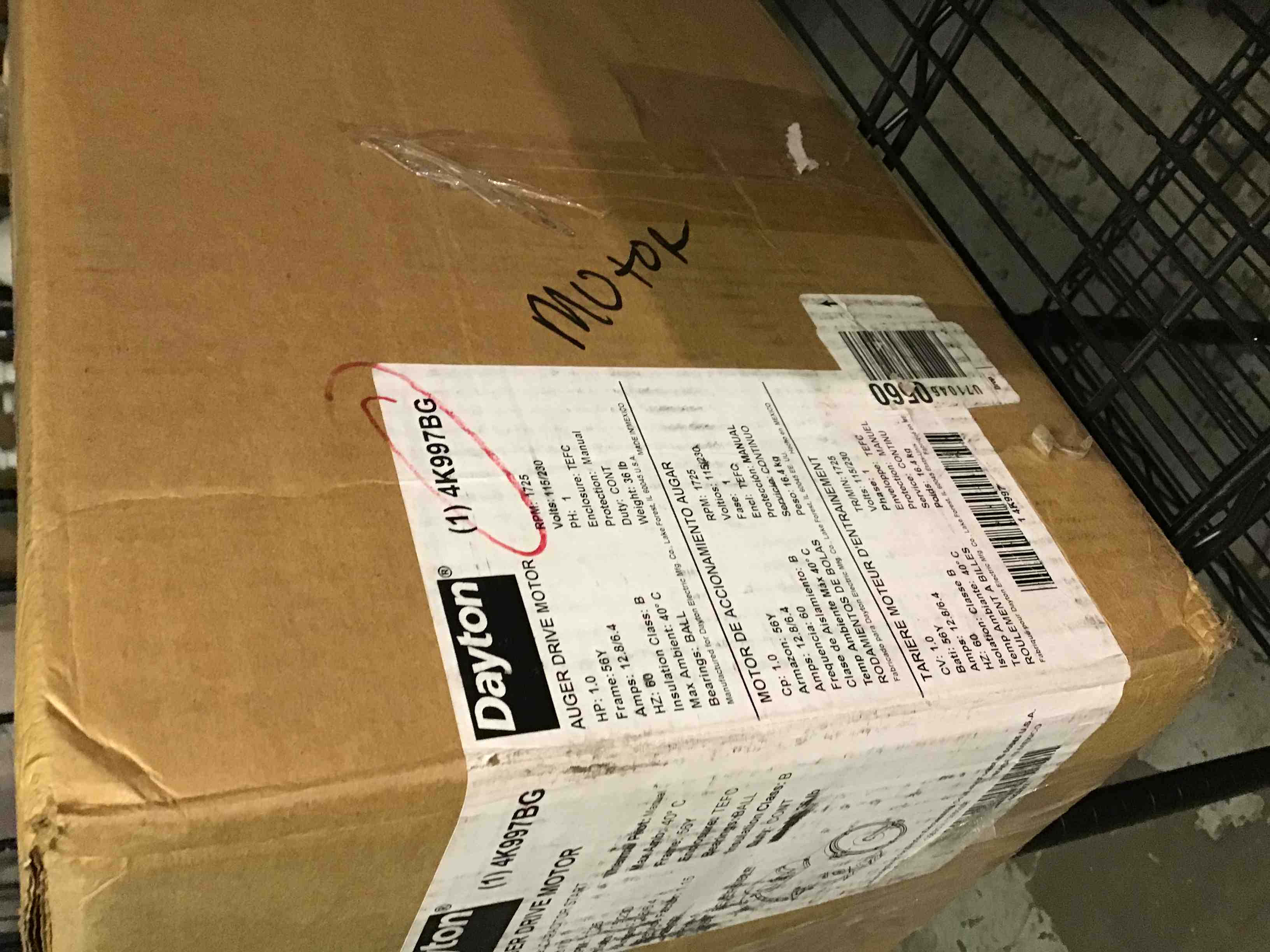 https://s3.amazonaws.com/lotting-images-prod/bidfta/MD409013_1573581769121.jpeg