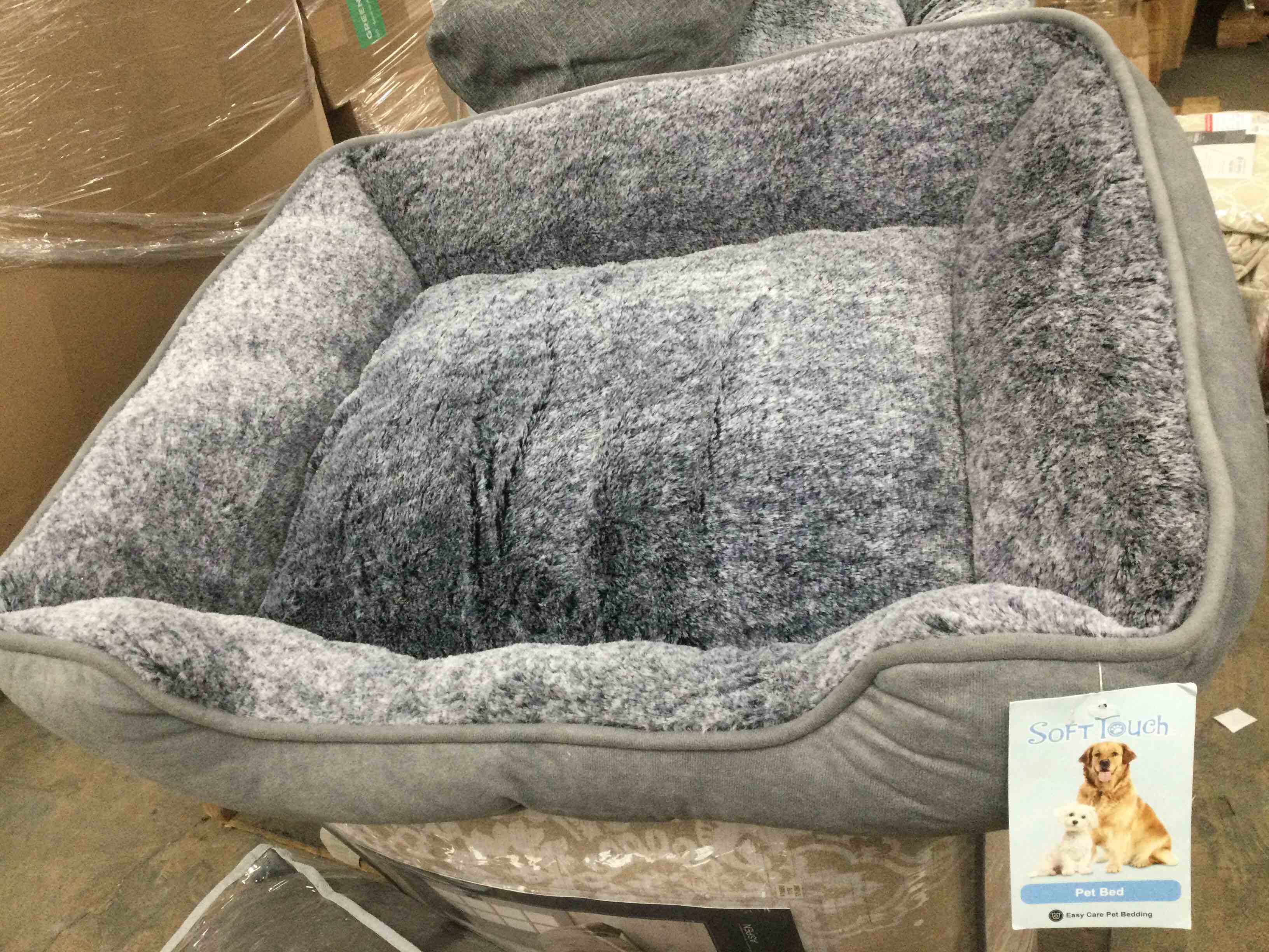 SOFT TOUCH 21 X 25 X 8 INCH GRAY PET BED