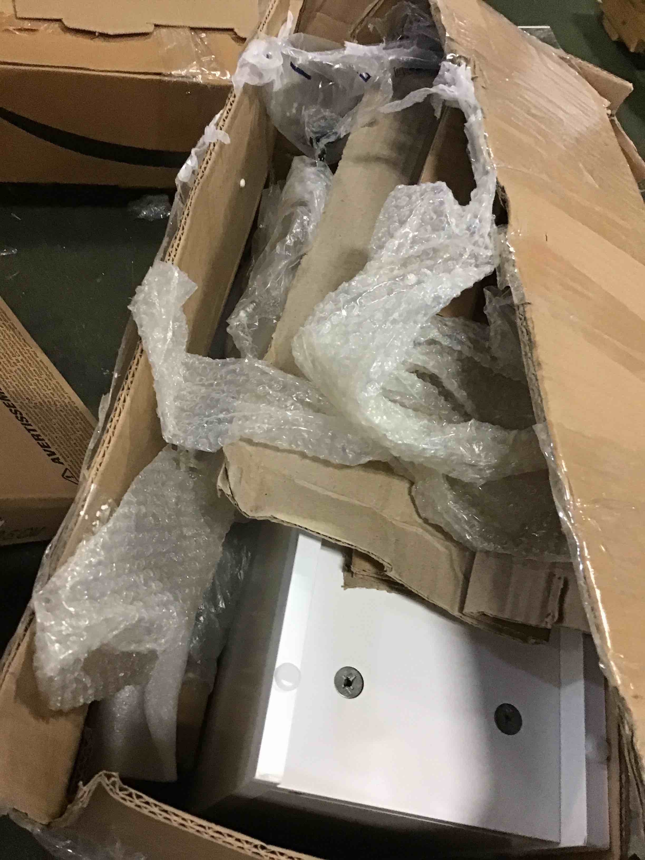 https://s3.amazonaws.com/lotting-images-prod/bidfta/ORG2029366_1688391506231.jpeg