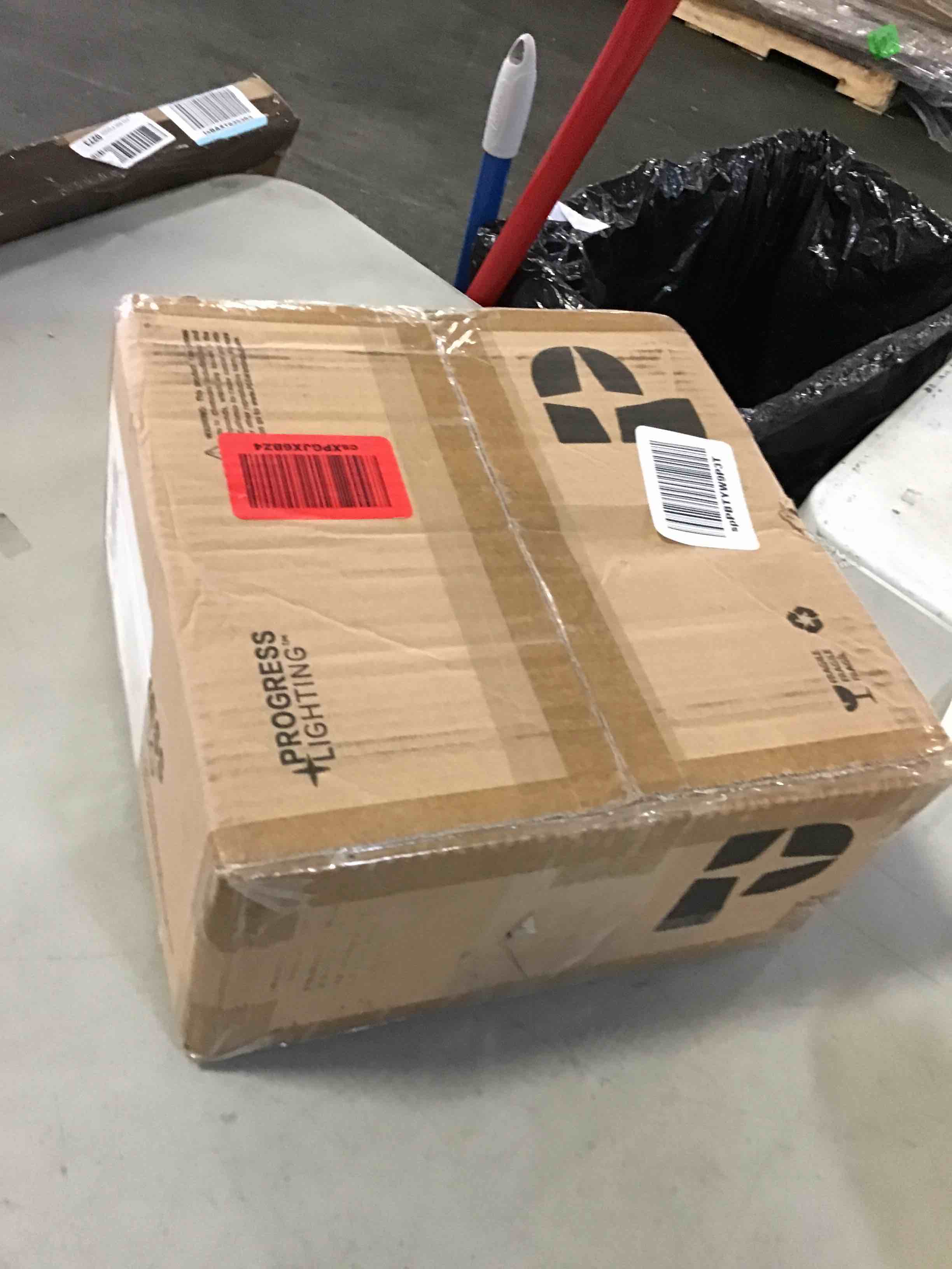 https://s3.amazonaws.com/lotting-images-prod/bidfta/ORG2029598_1688558785752.jpeg
