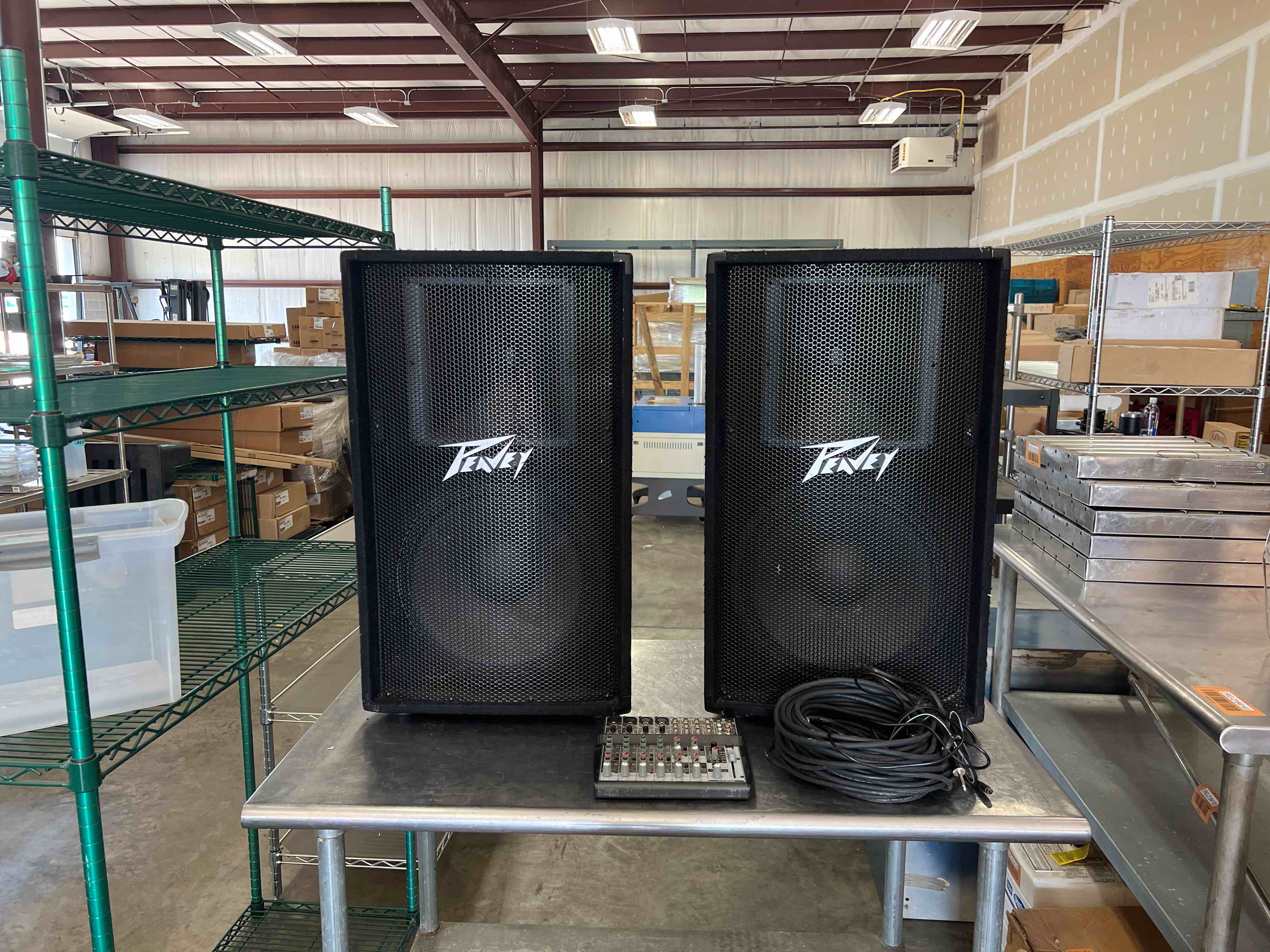 SET OF TWO PEAVEY PV115 SPEAKERS WITH BEHRINGER XENYX1202FX SOUND BOARD 