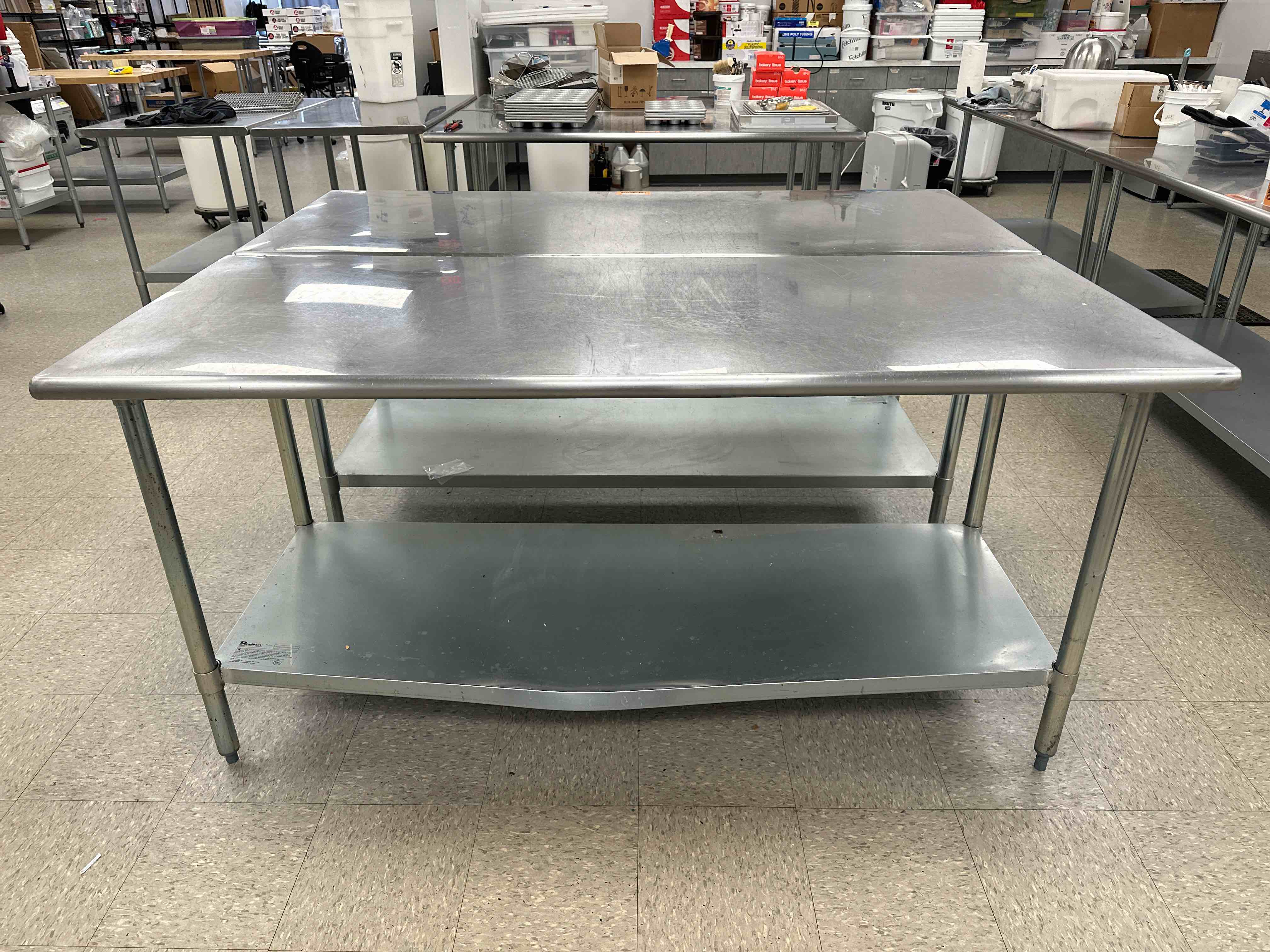 EAGLE BENDPORT STAINLESS STEEL TABLE WITH UNDER SHELF