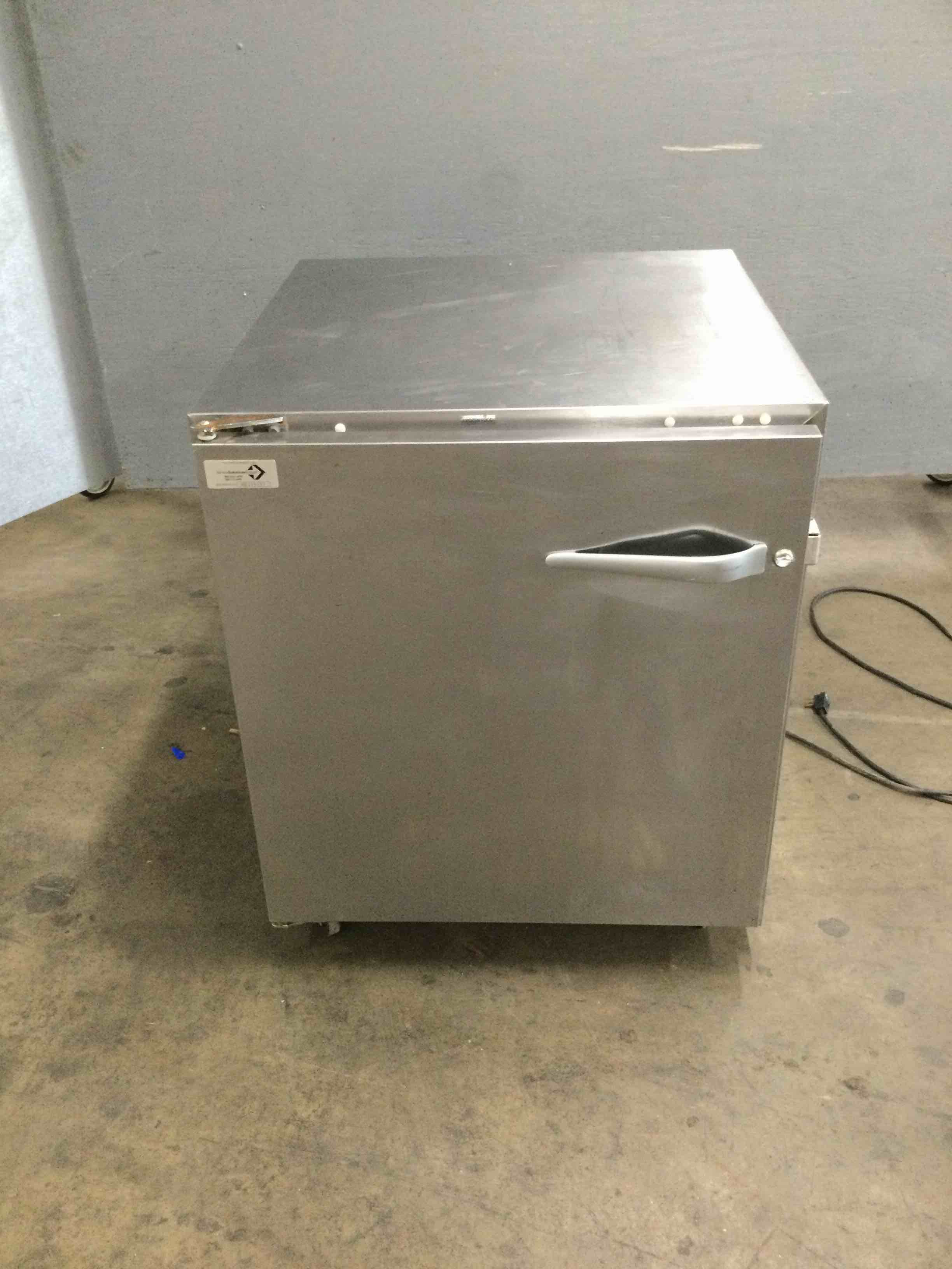 TRAULSEN 27 INCH STAINLESS UNDERCOUNTED FREEZER