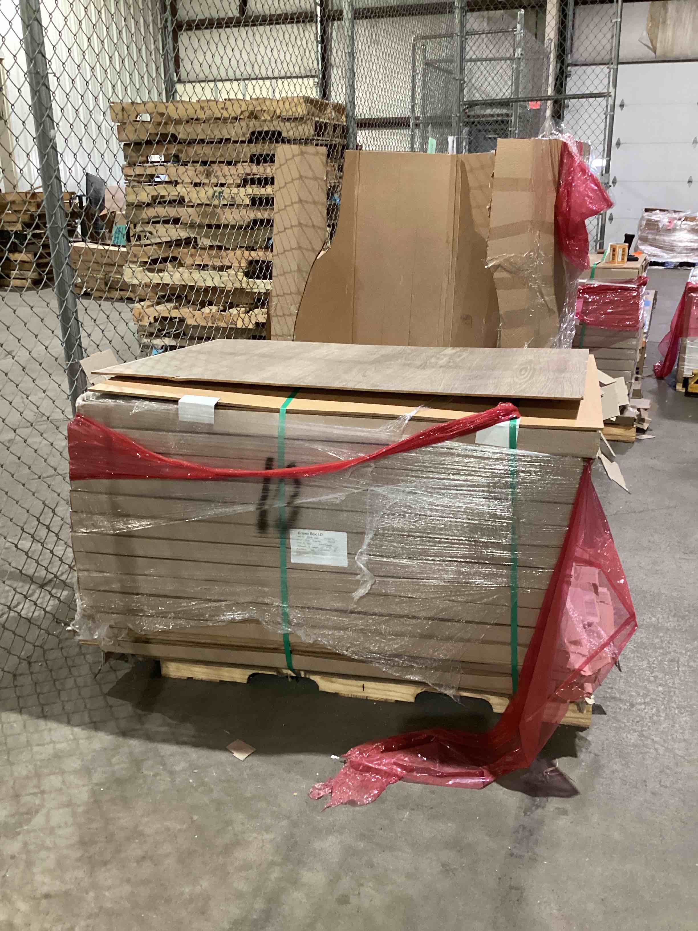 https://s3.amazonaws.com/lotting-images-prod/bidfta/ORG2337296_1731419582221.jpeg