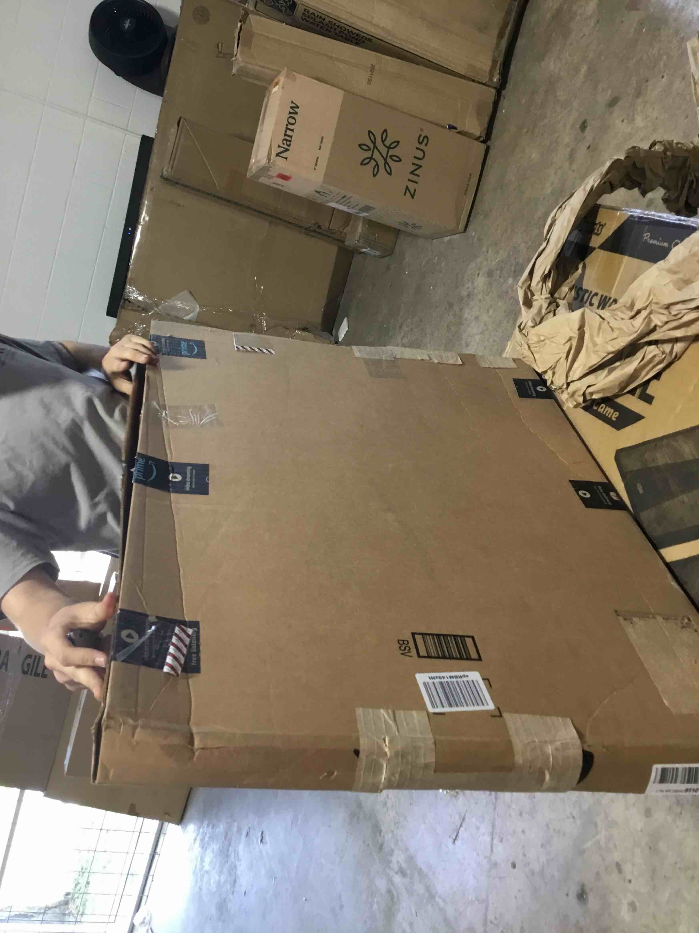 https://s3.amazonaws.com/lotting-images-prod/bidfta/ORG3006721_1654703055279.jpeg