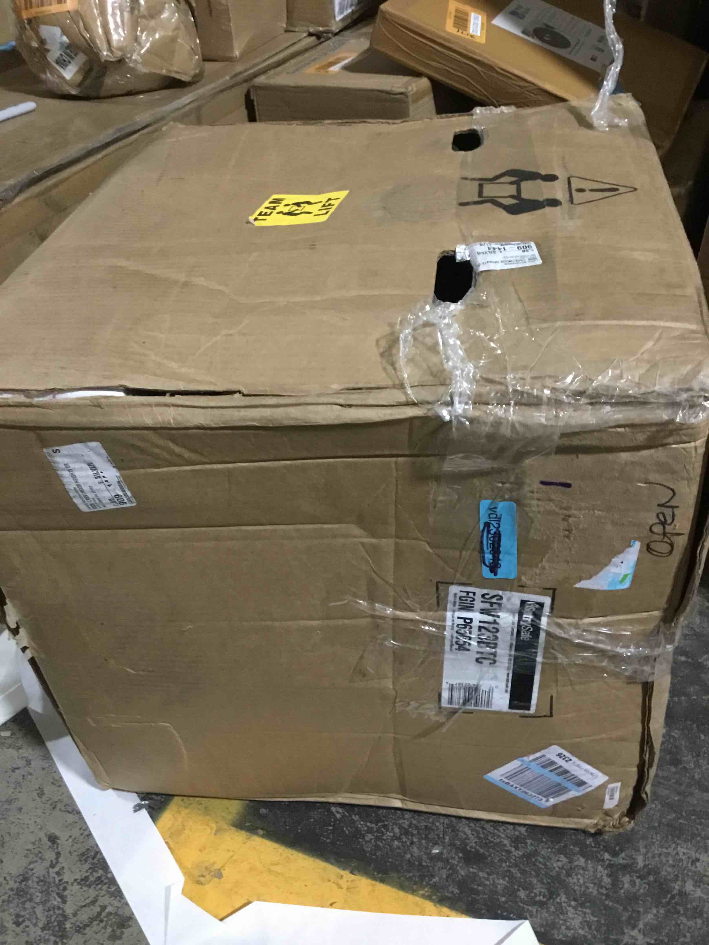 https://s3.amazonaws.com/lotting-images-prod/bidfta/ORG3021341_1697564523742.jpeg
