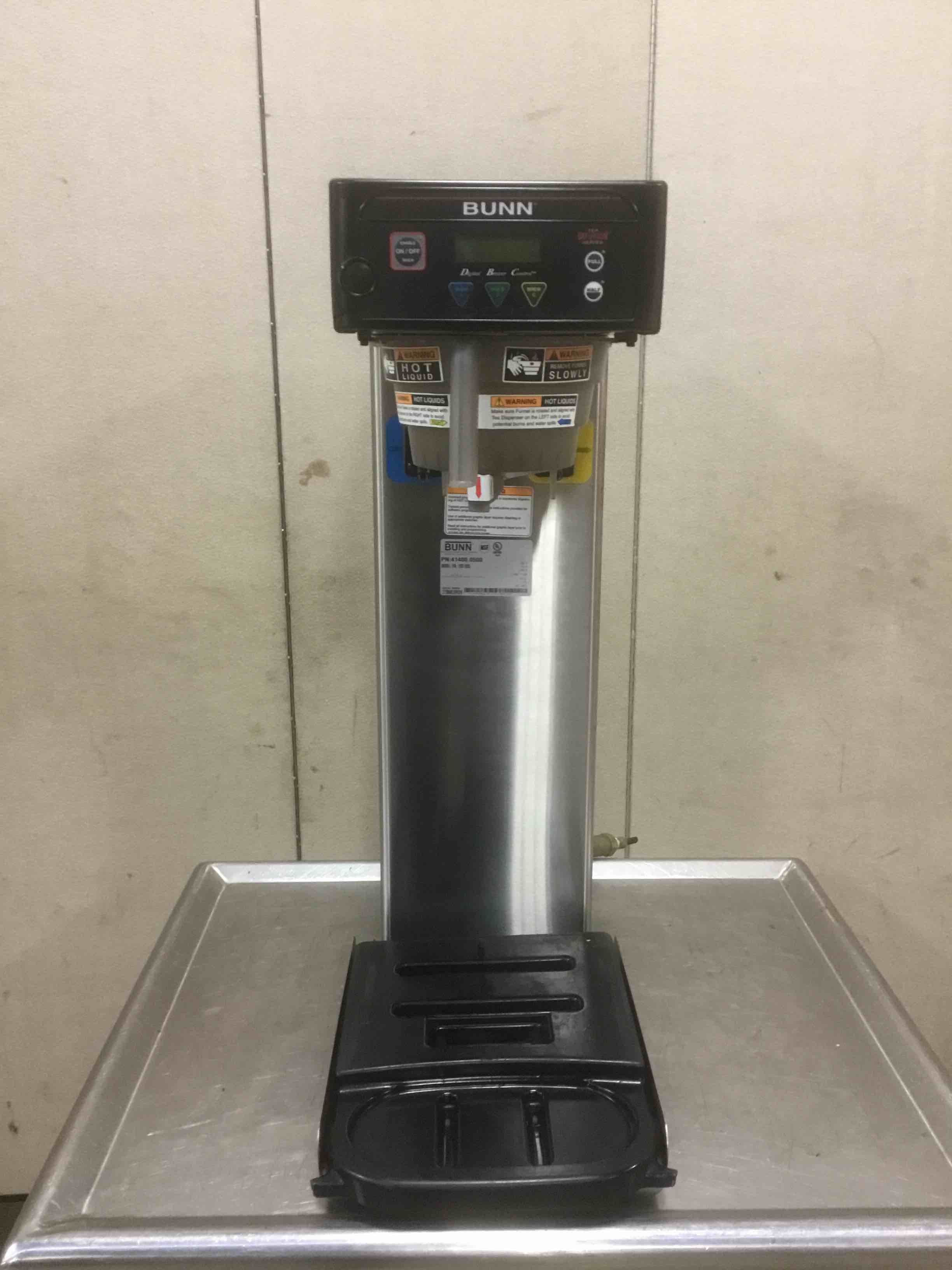 2015 BUNN STAINLESS STEEL COFFEE MAKER 